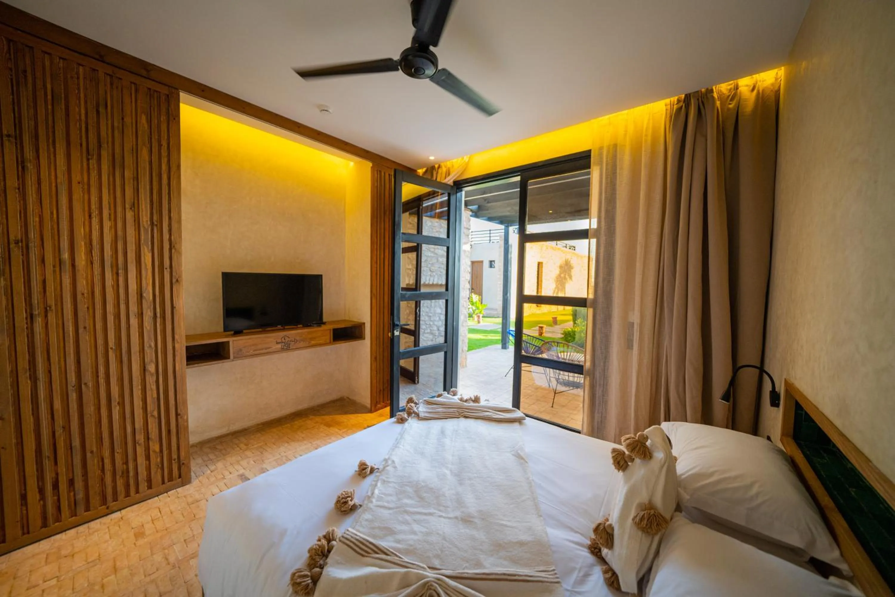 TV and multimedia, Bed in BABERRIH Hôtel Hospitality Palaces & Resorts