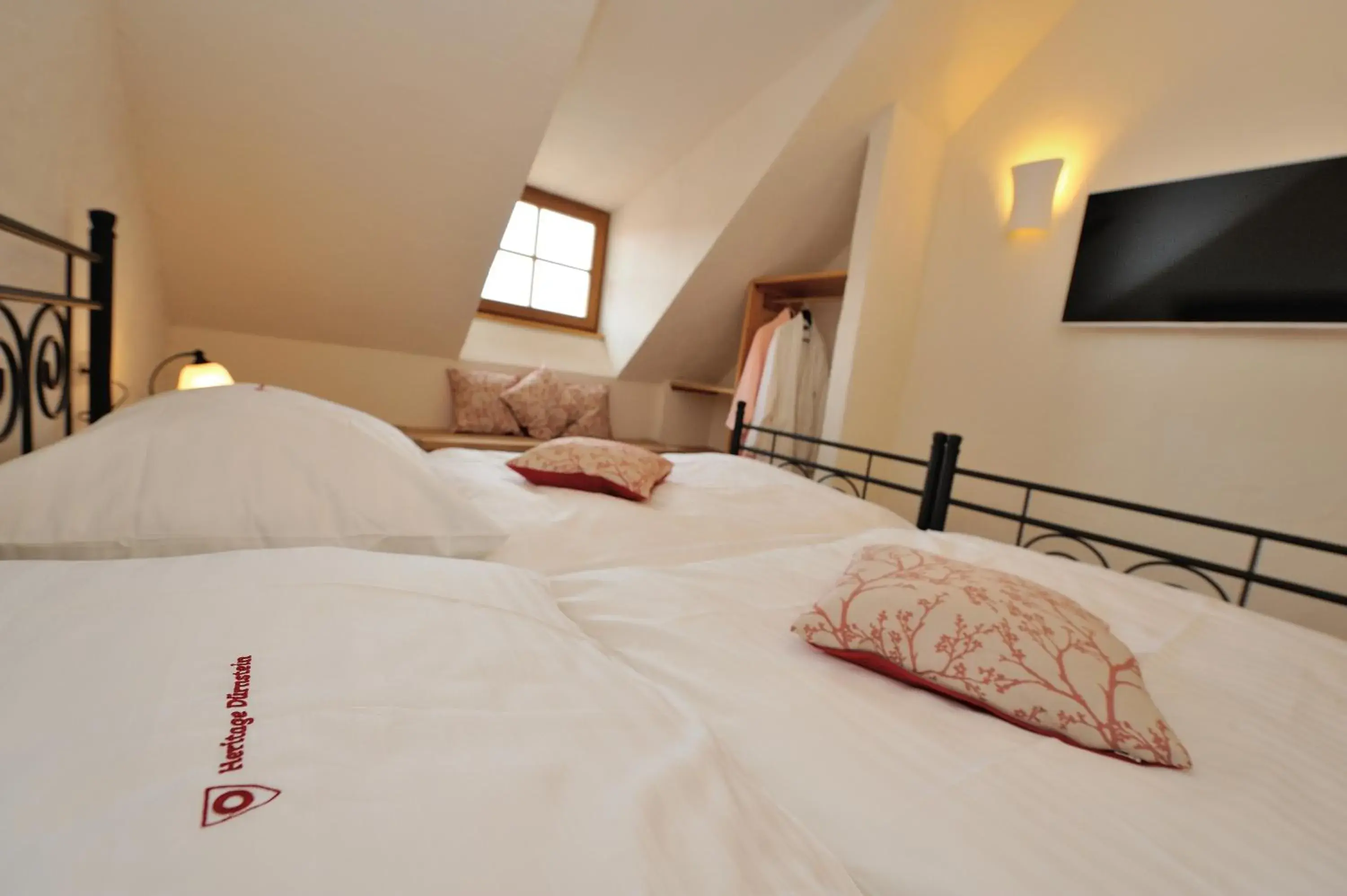 Two-Bedroom Apartment with Terrace in Heritage Dürnstein Two-Bedroom Apartment with Terrace in Heritage Dürnstein