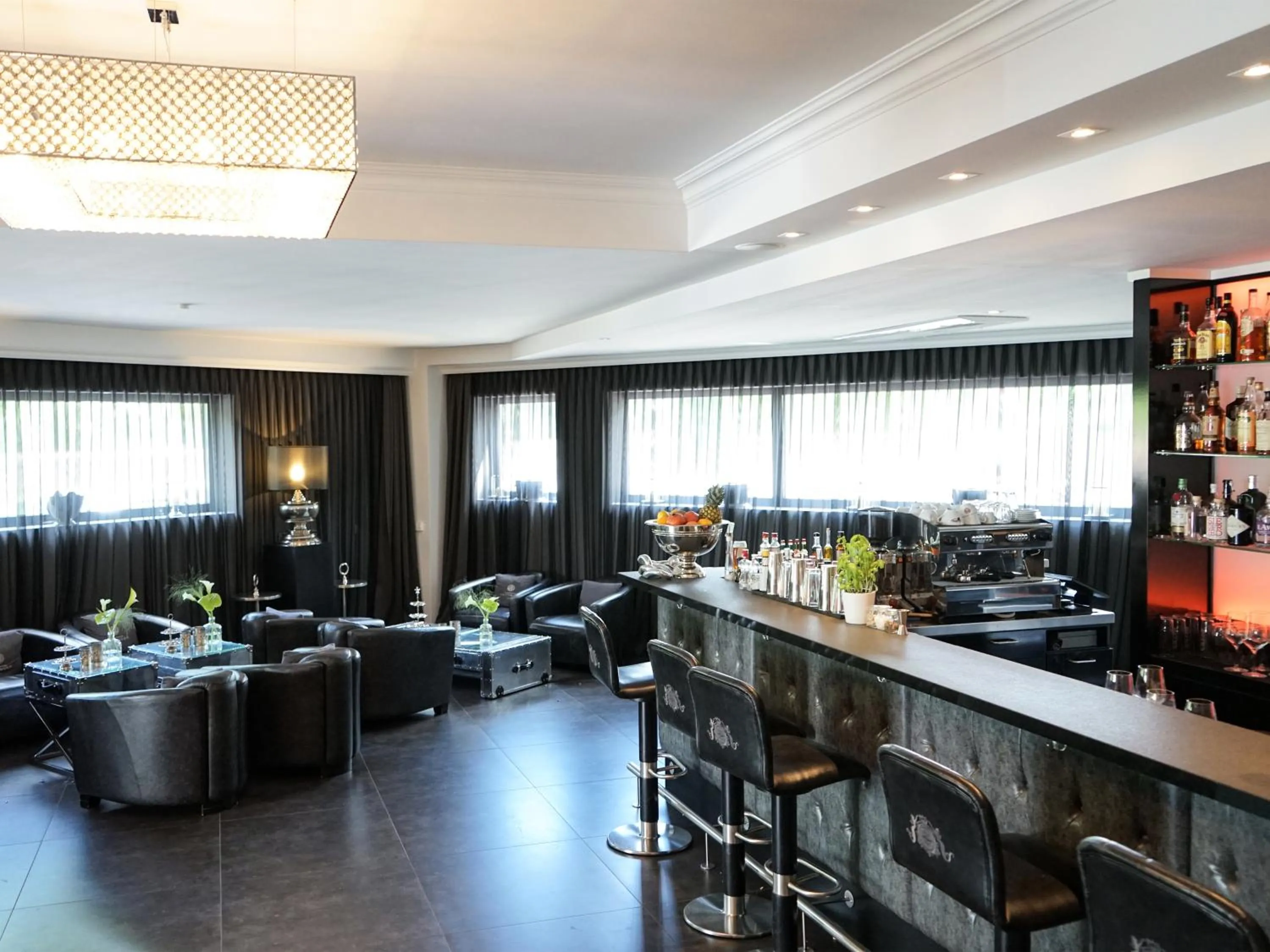 Lounge or bar in Villahotel Rheinblick