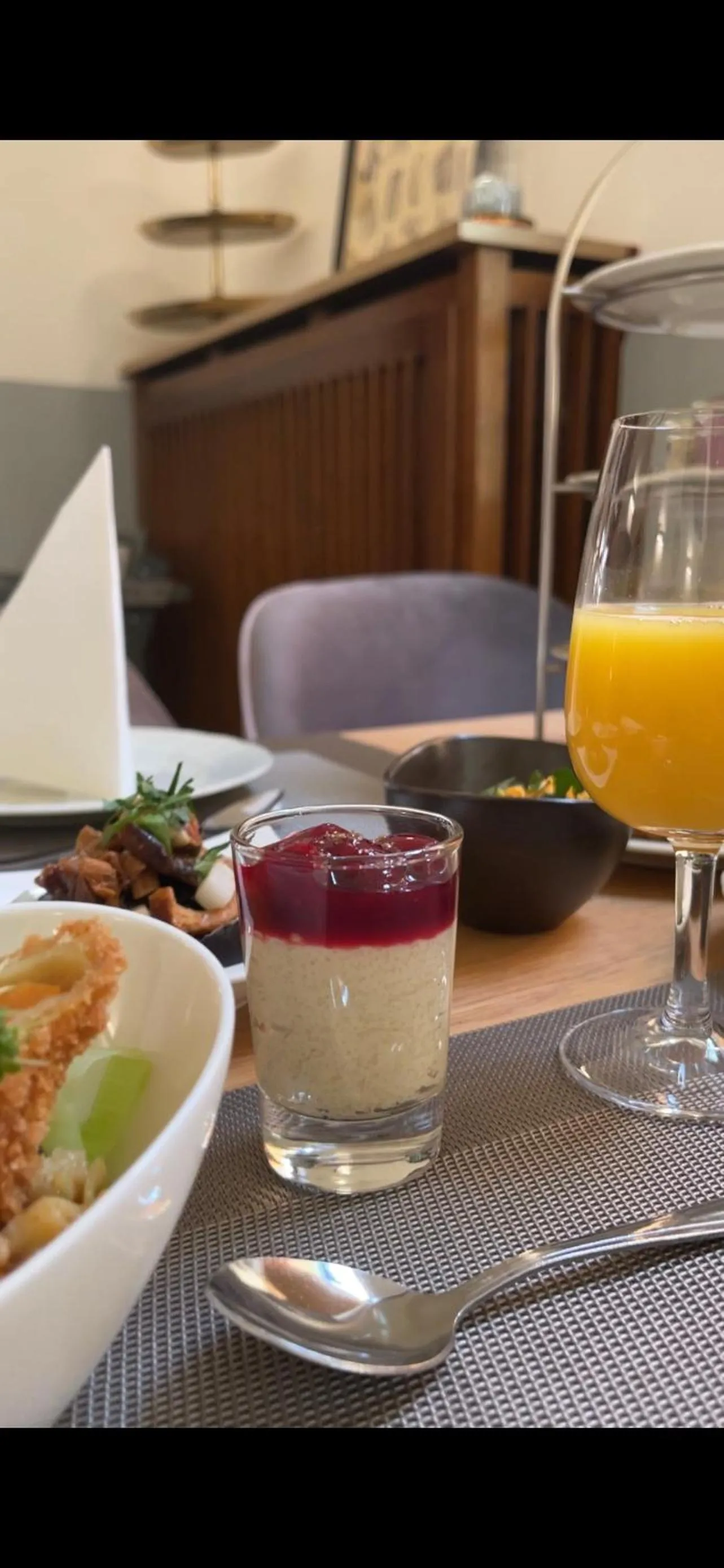 Food and drinks in Das Hotel Krone