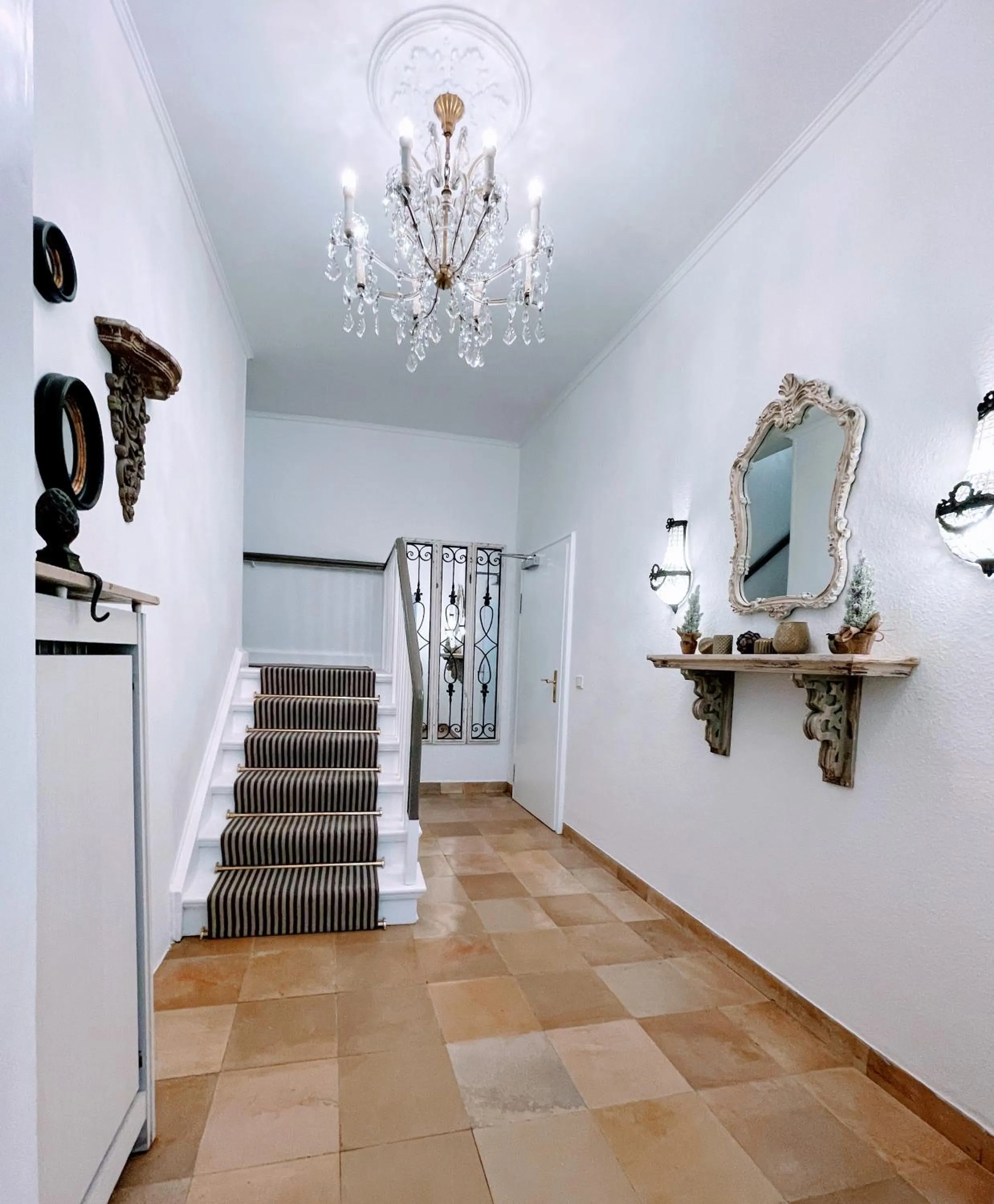 Lobby or reception in Das Hotel Krone