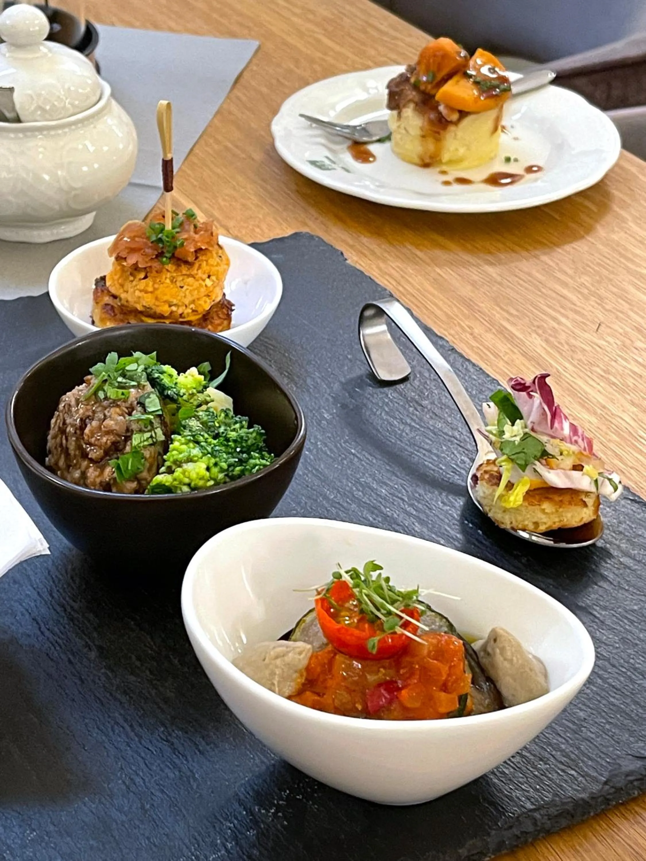 Dining area in Das Hotel Krone