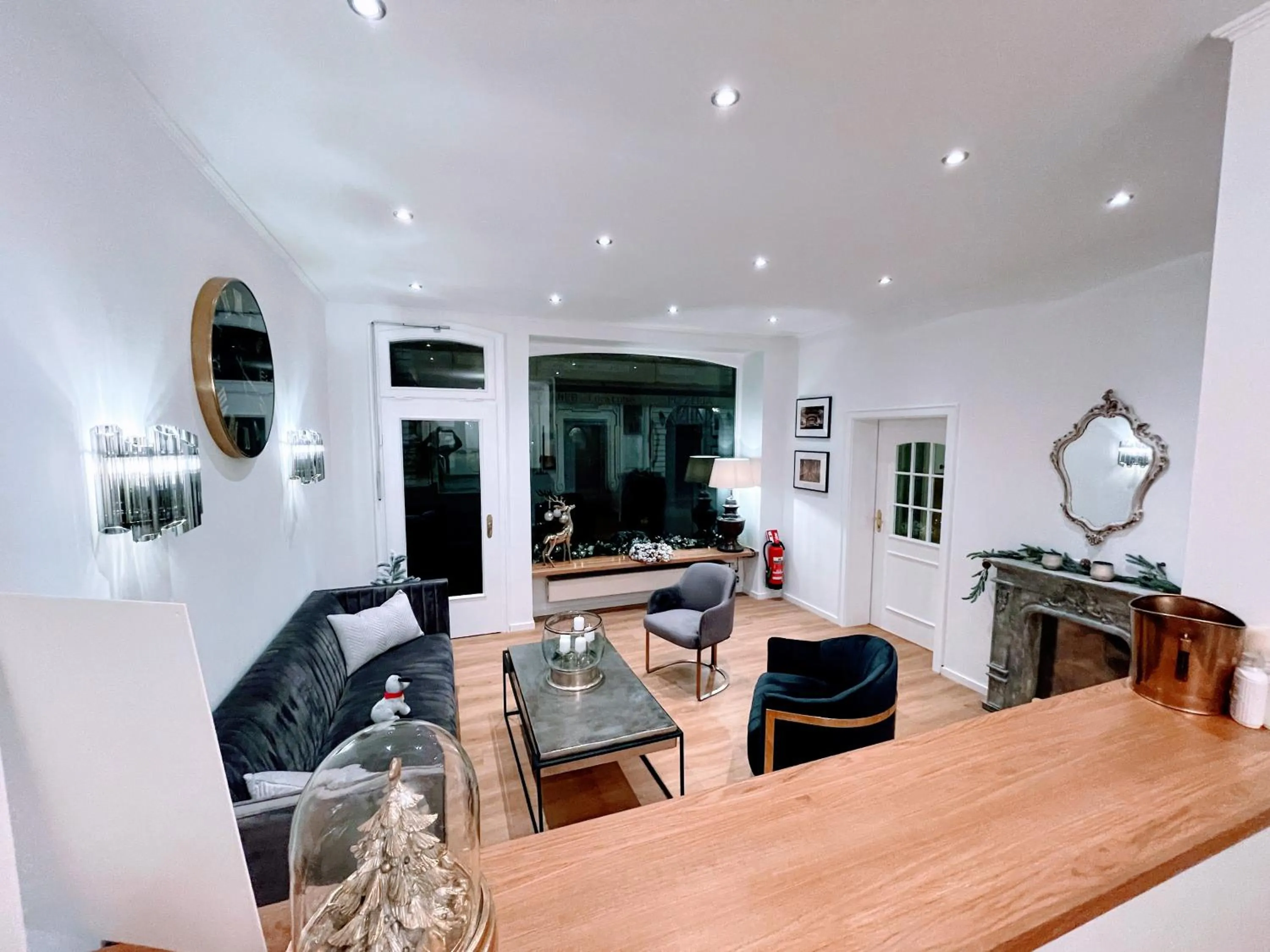 Lobby or reception in Das Hotel Krone