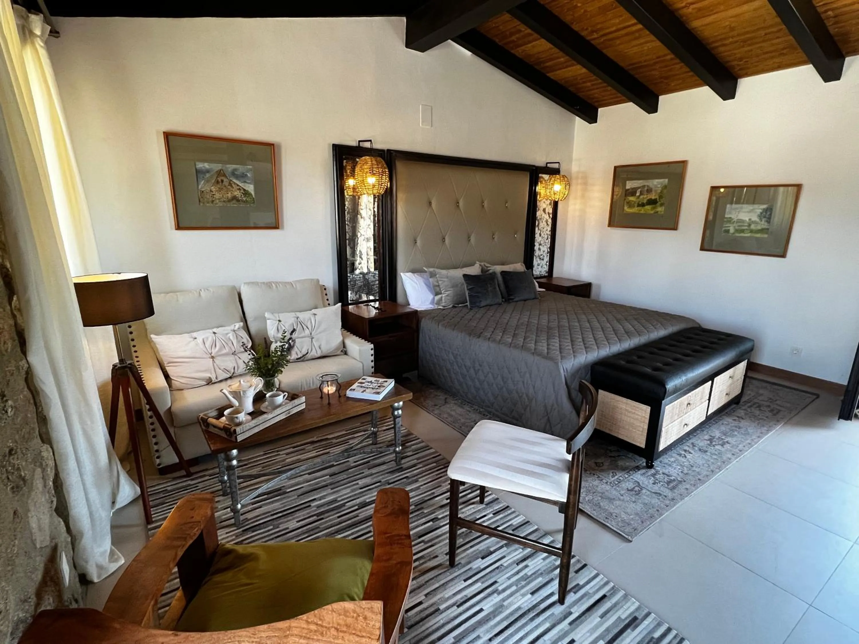 Bed in Aqua Et Oleum