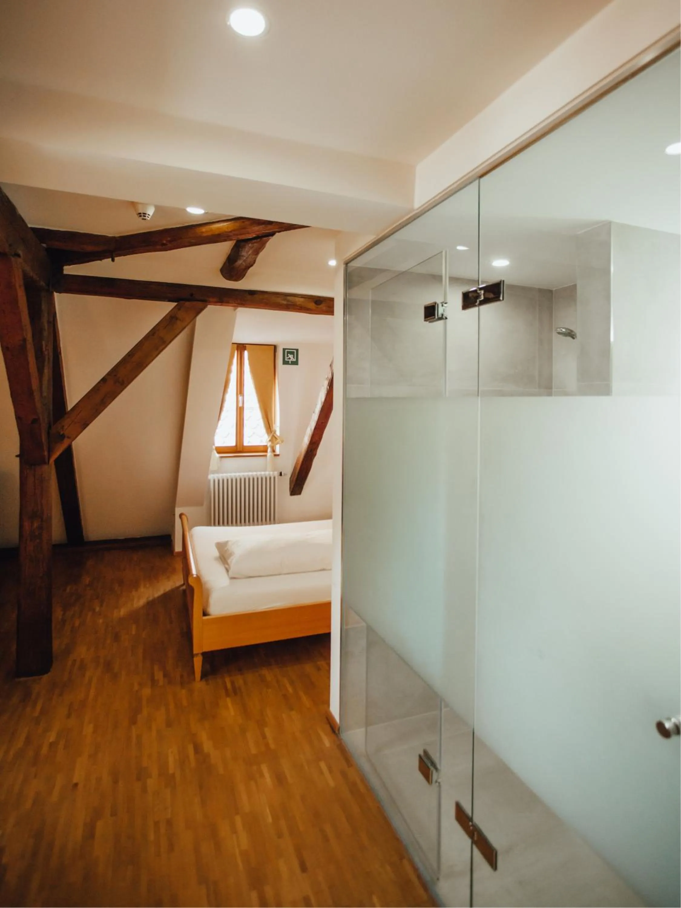 Photo of the whole room, Bed in Hotel "Alter Pfarrhof"