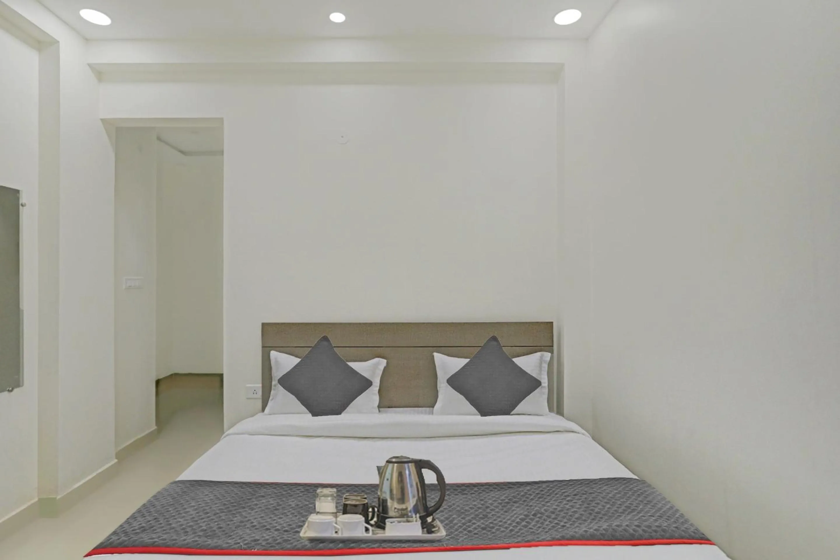 Lobby or reception, Bed in Super Four Seasons