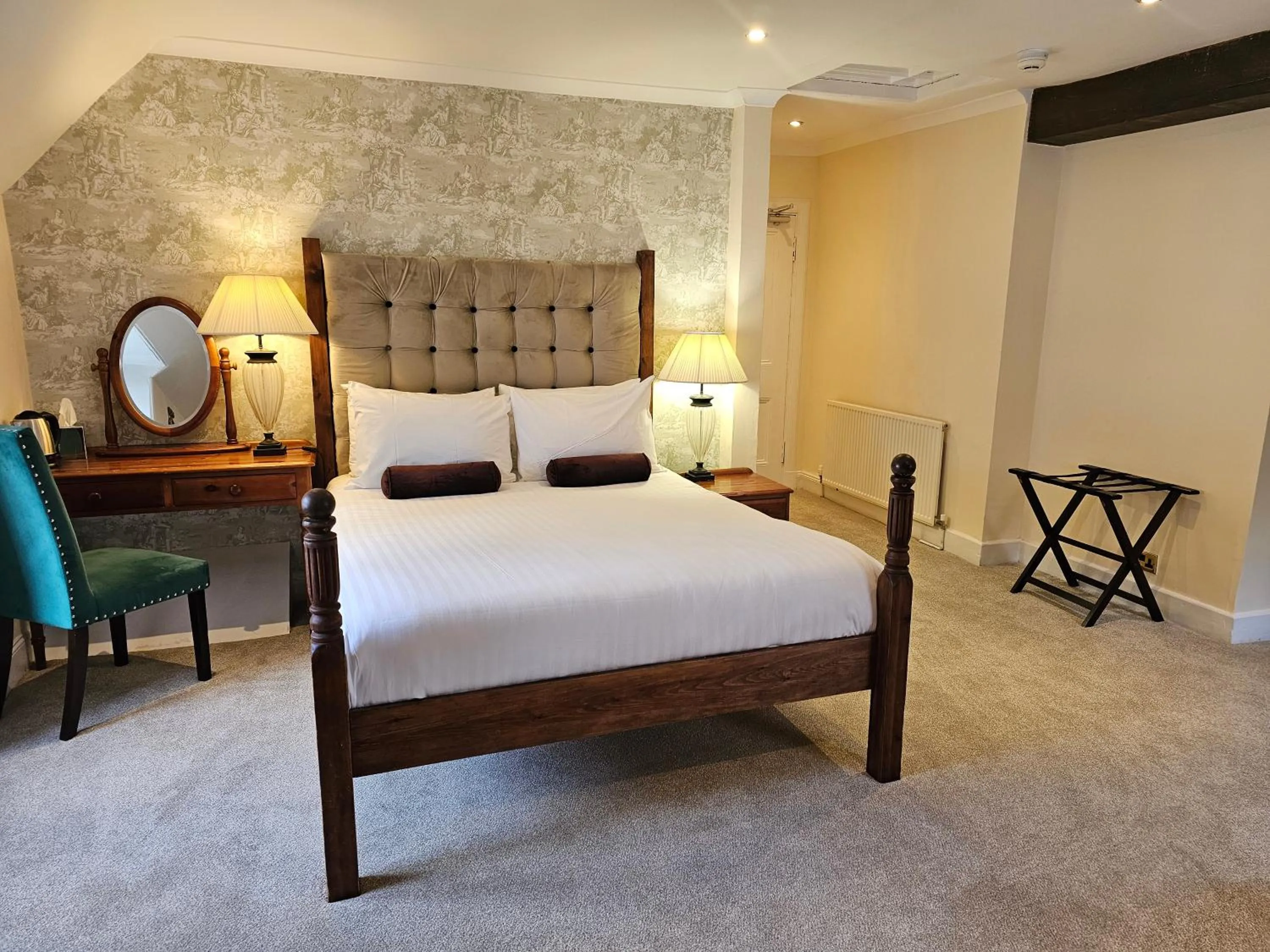 Bedroom, Bed in Taychreggan, Signature Collection by Eight Continents