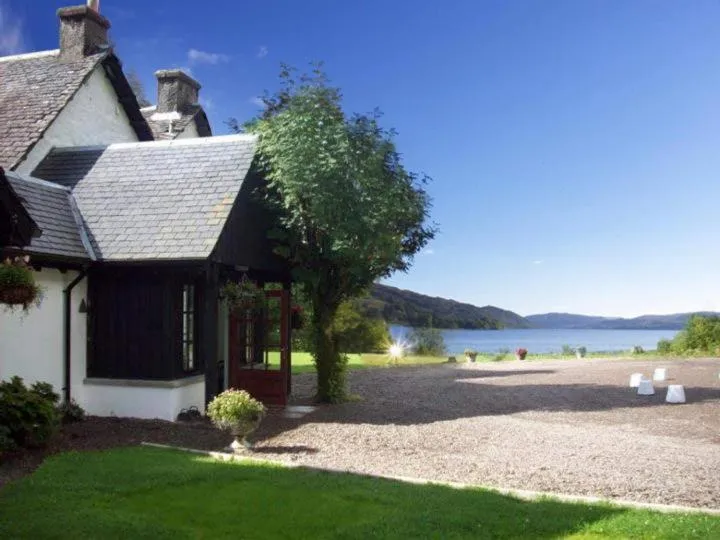 Property building in Taychreggan, Signature Collection by Eight Continents