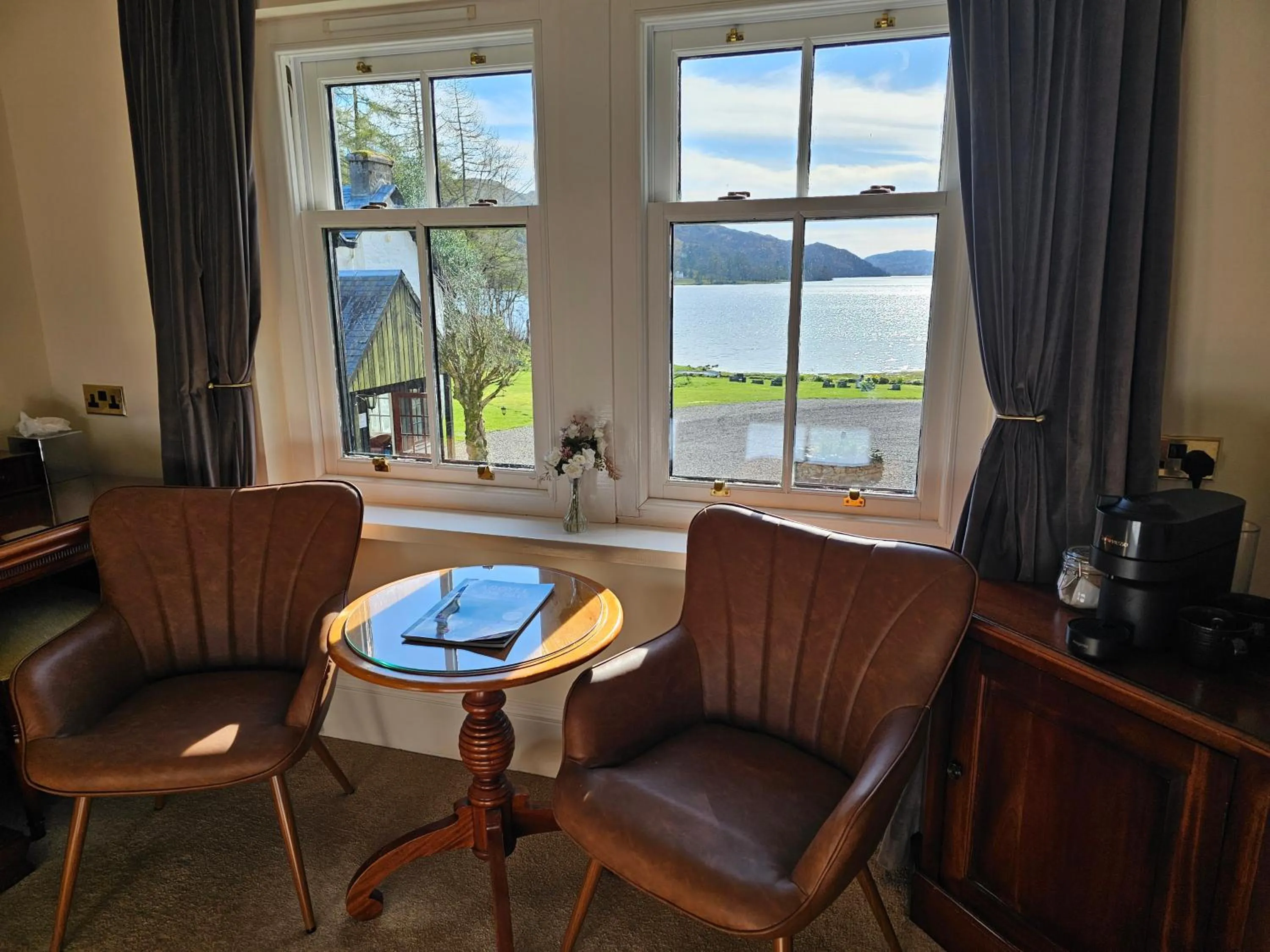 Bedroom in Taychreggan, Signature Collection by Eight Continents