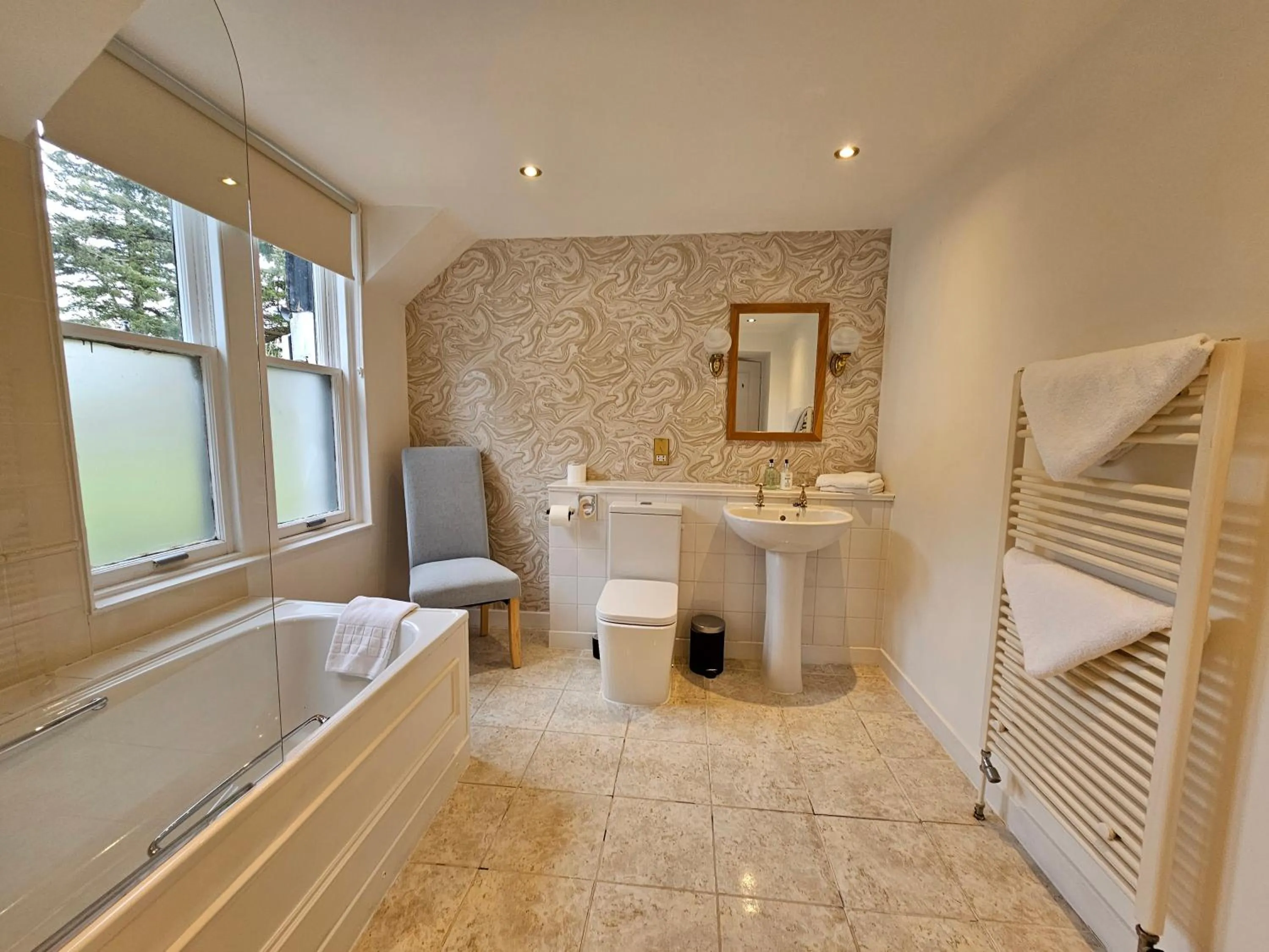 Bathroom in Taychreggan Hotel