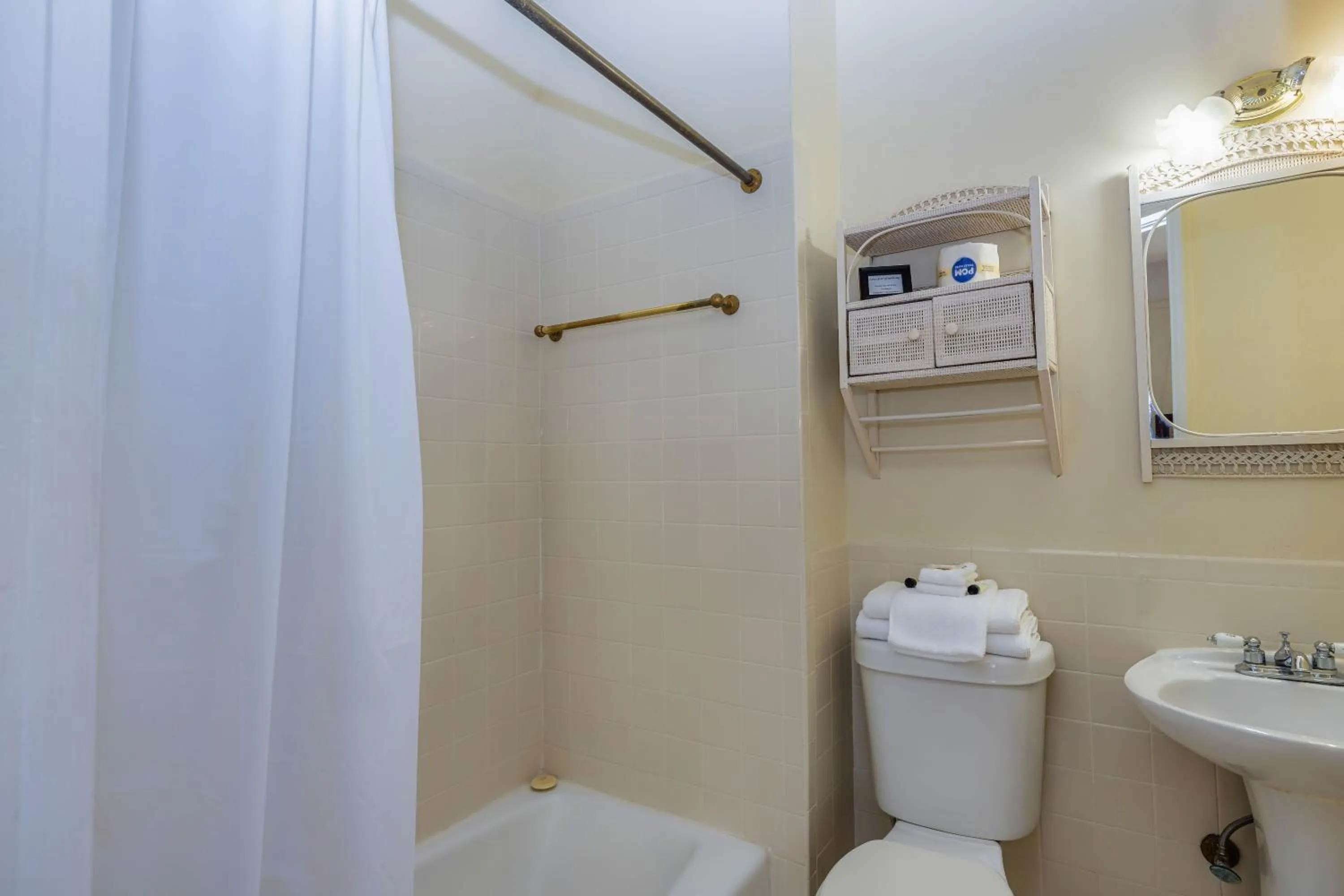 Veranda Historic Inn