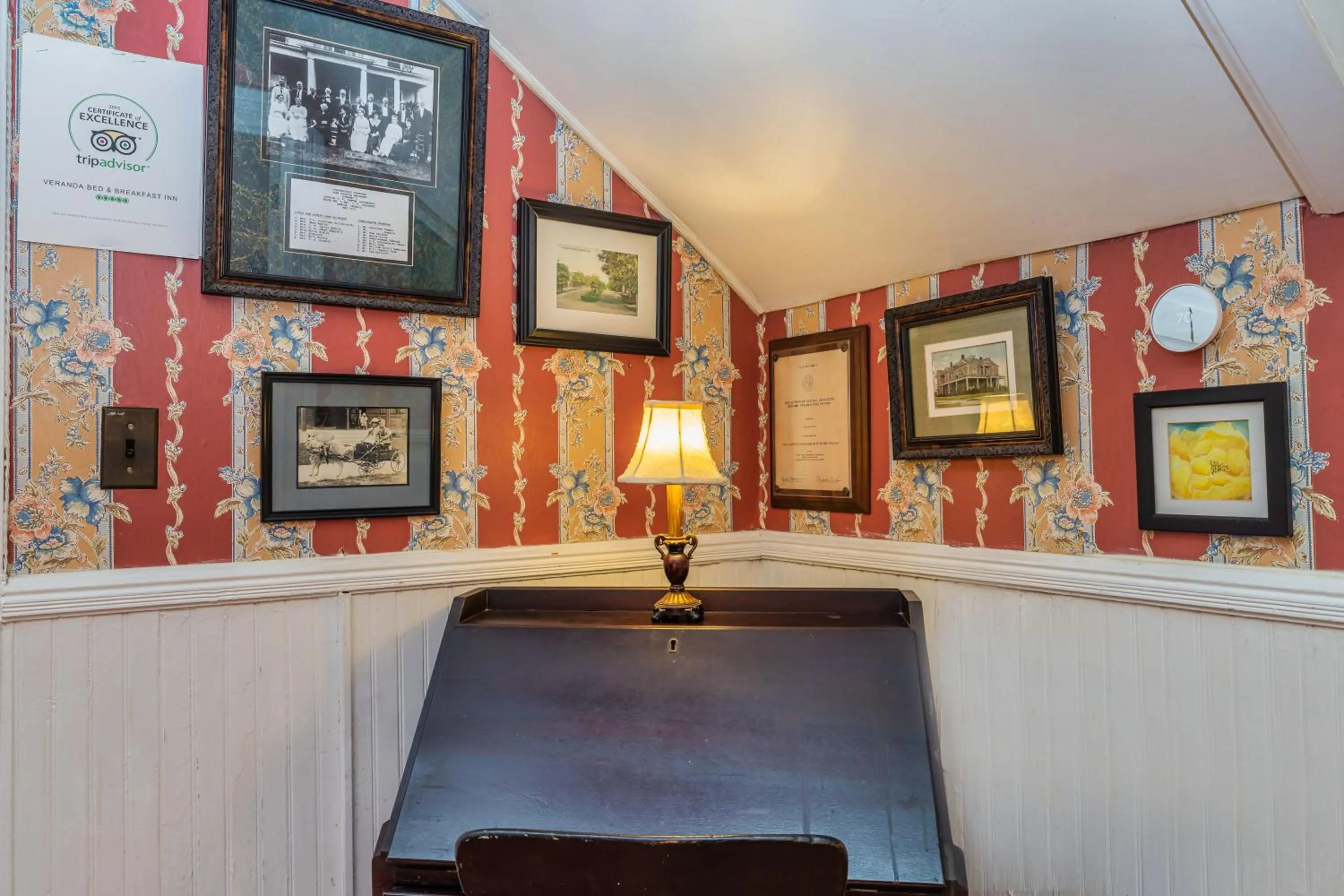 Veranda Historic Inn