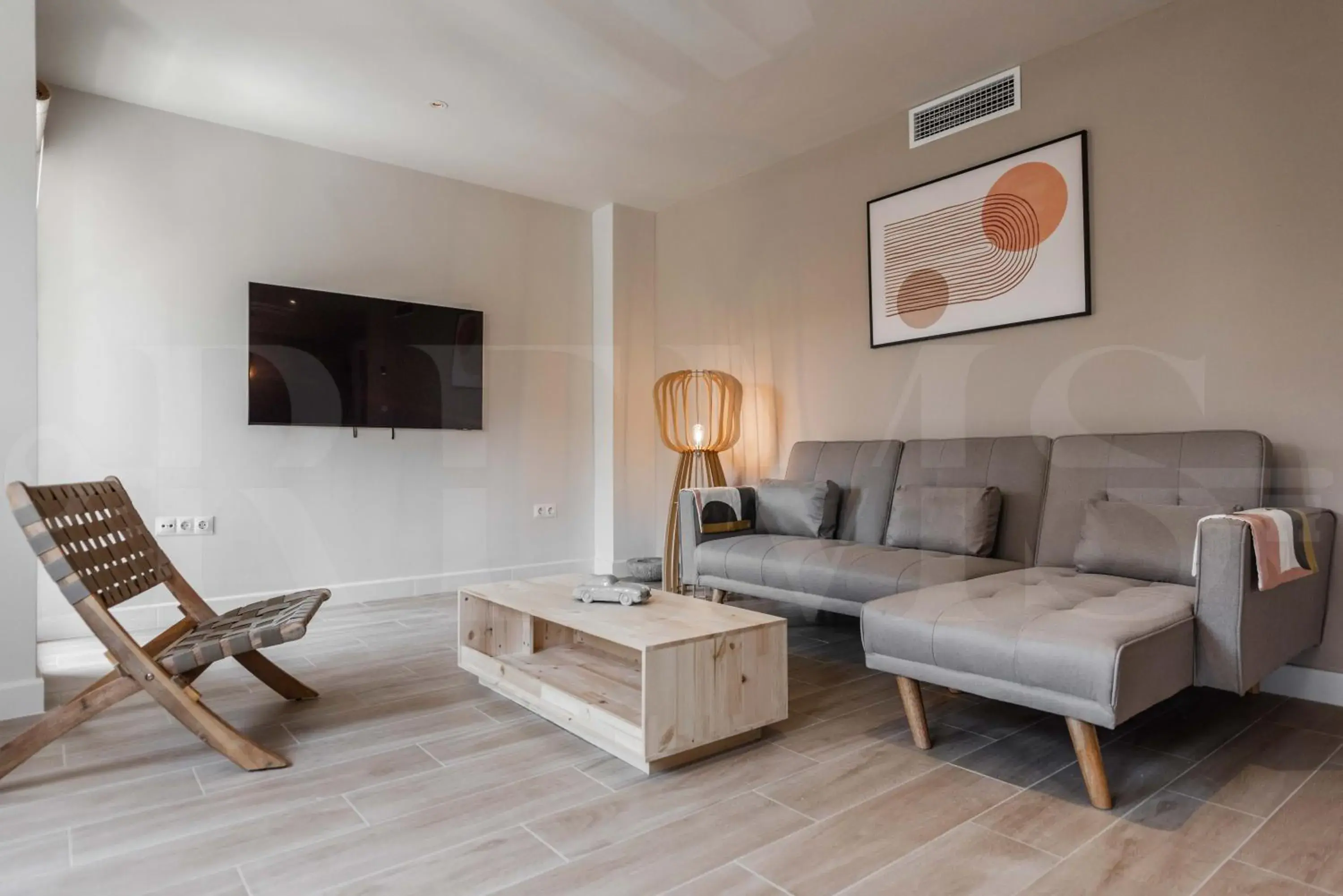 Spacious Soho Apartment with Parking REMS Spacious Soho Apartment with Parking REMS