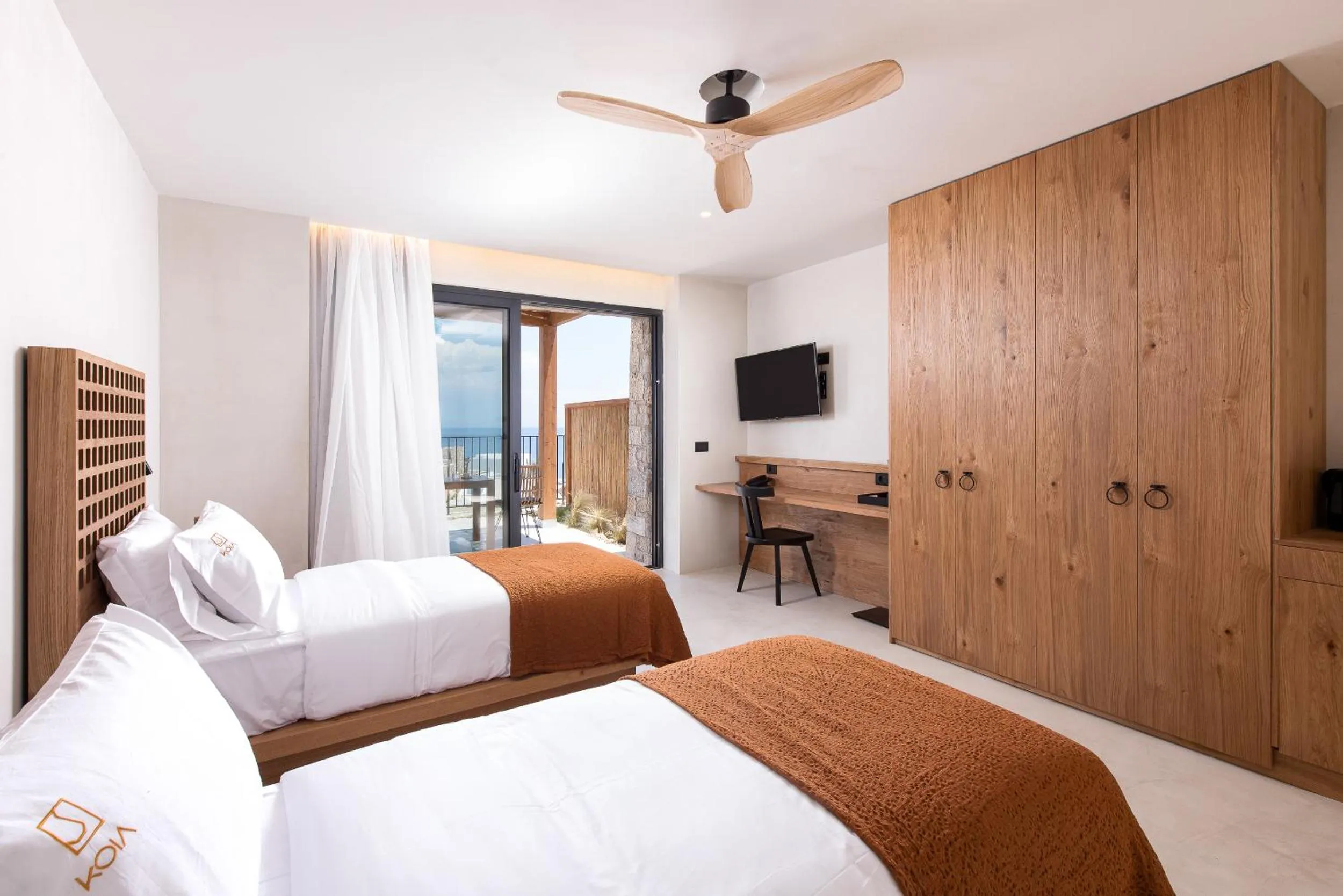Bed in KOIA All - Suite Well Being Resort - Adults Only