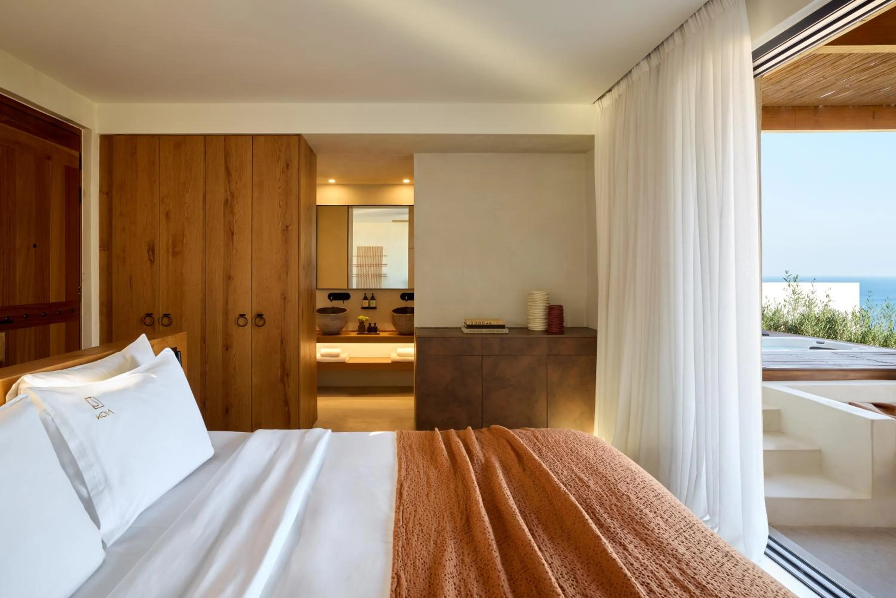 Bed in KOIA All - Suite Well Being Resort - Adults Only