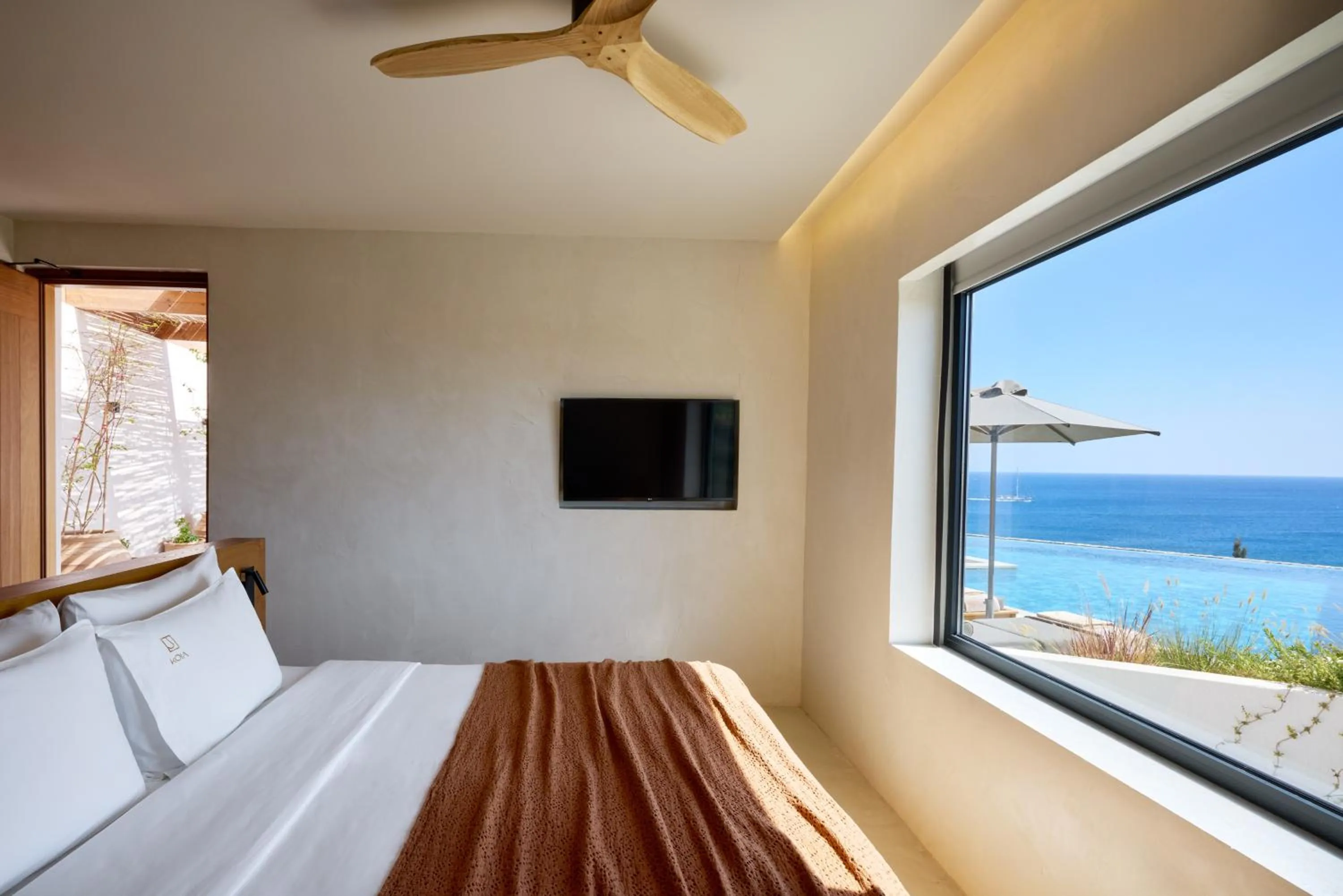 Bed in KOIA All - Suite Well Being Resort - Adults Only