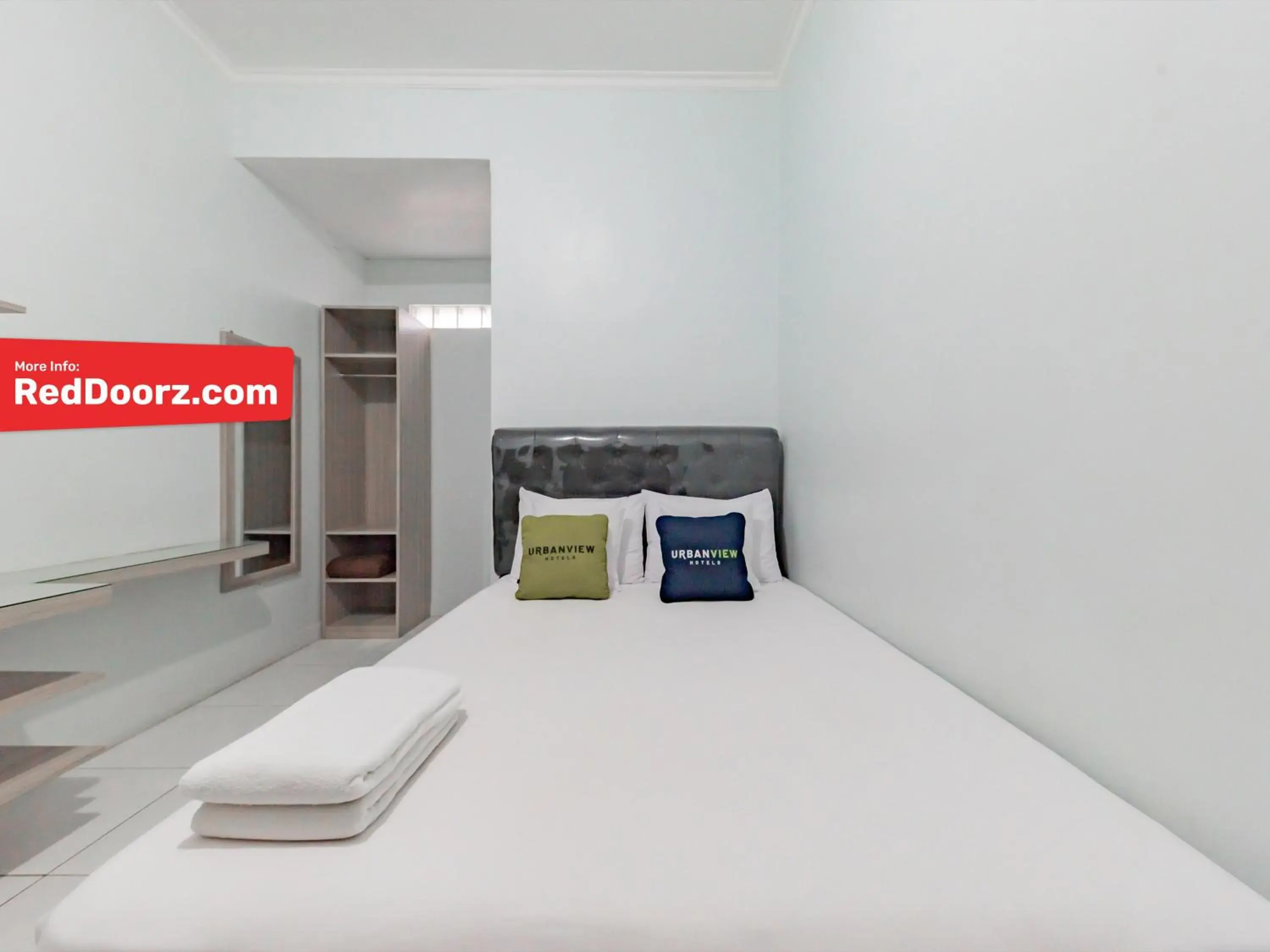 Urbanview Hotel Sunday Cirebon by RedDoorz Urbanview Hotel Sunday Cirebon by RedDoorz