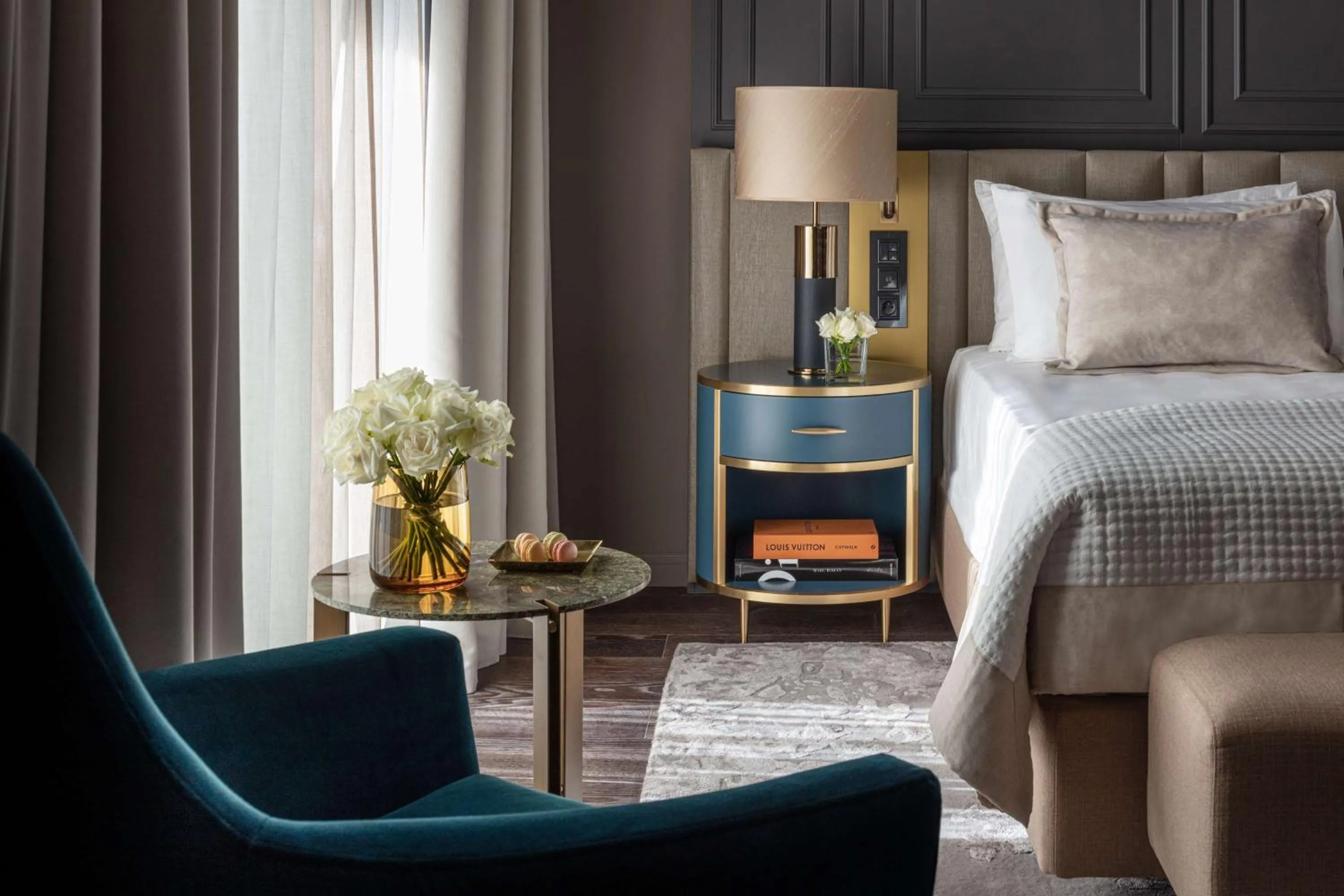 Bedroom, Bed in Anantara Plaza Nice Hotel - A Leading Hotel of the World