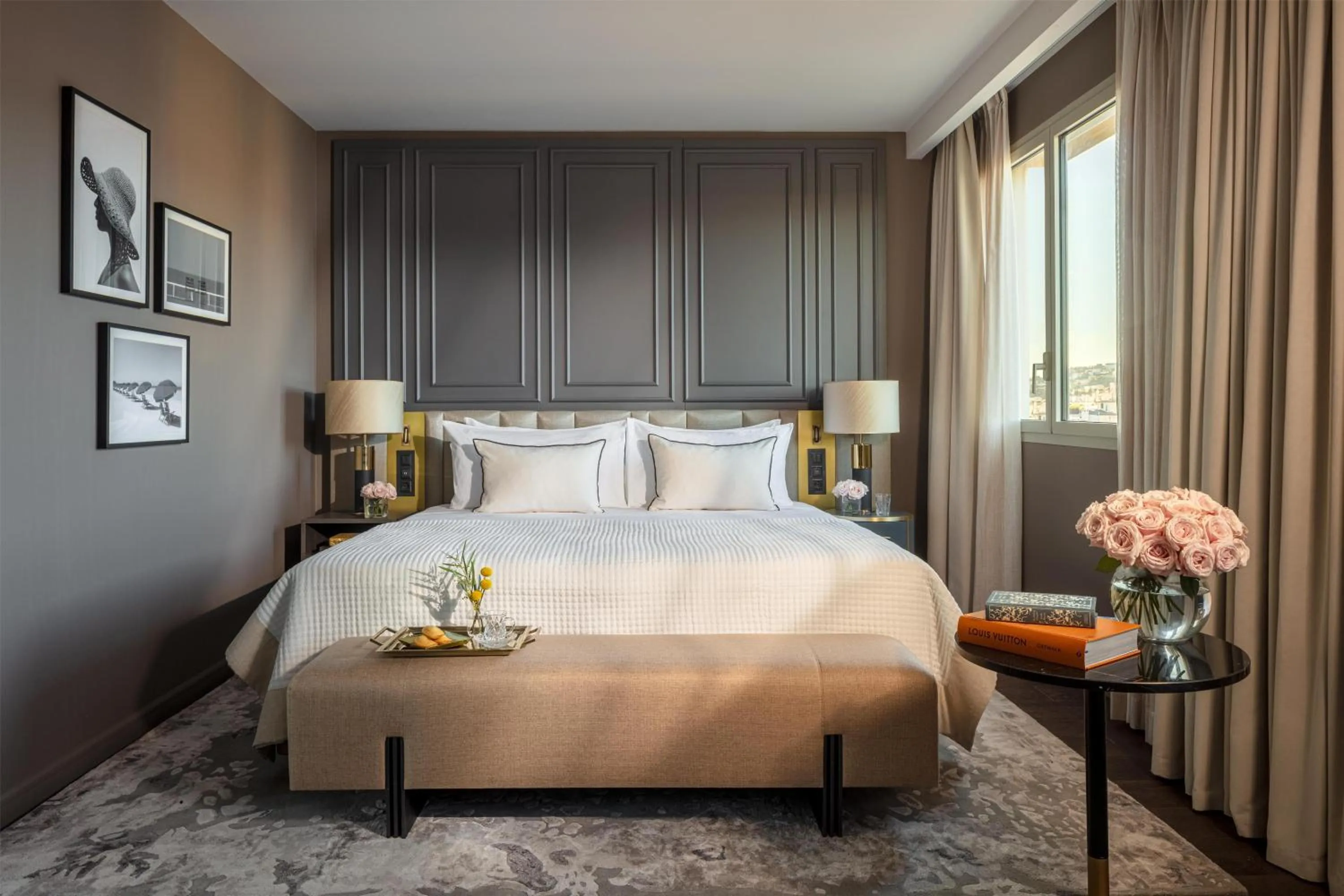 Bedroom, Bed in Anantara Plaza Nice Hotel - A Leading Hotel of the World