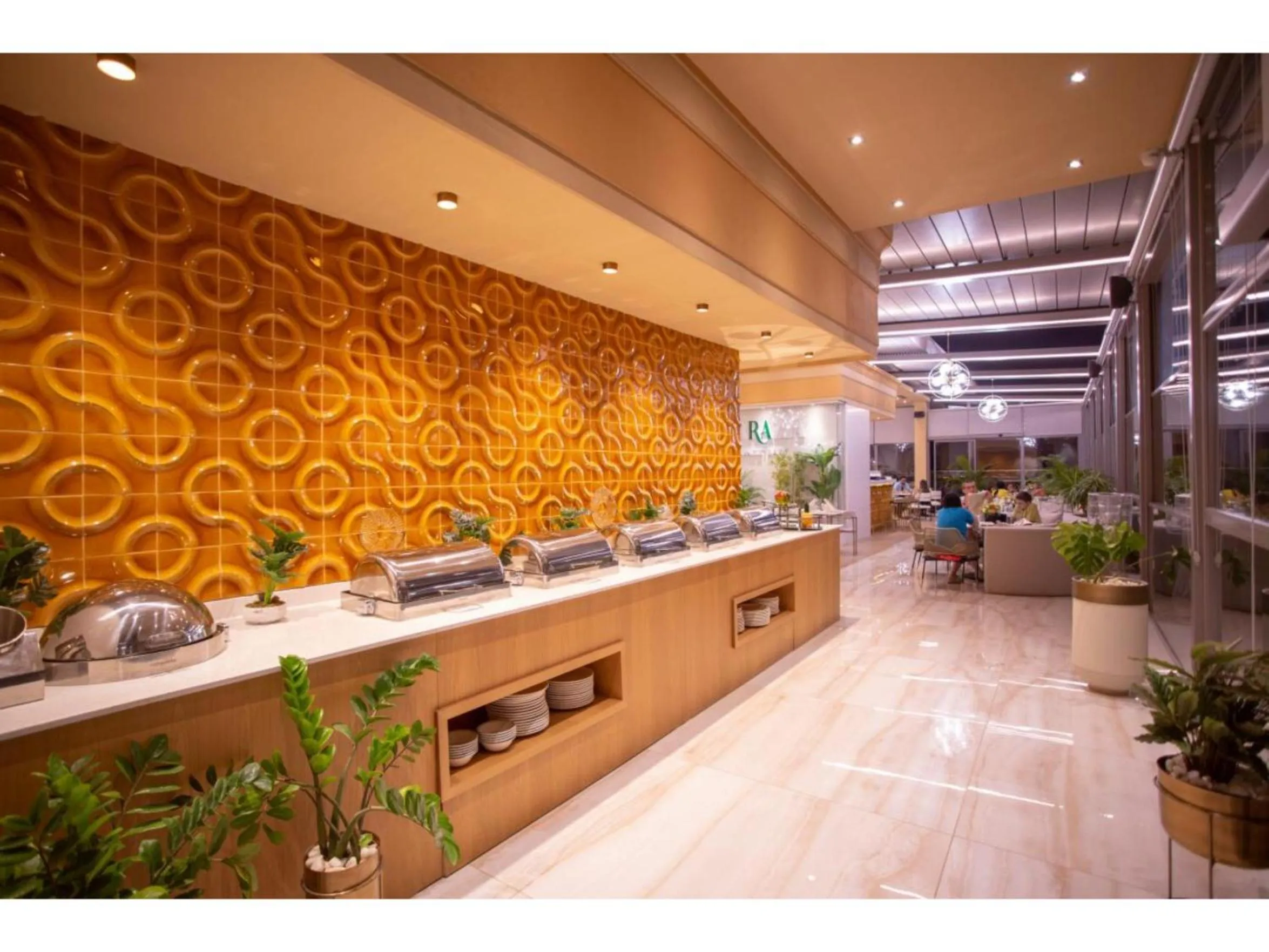 Restaurant/places to eat in La Terrazza Hotel