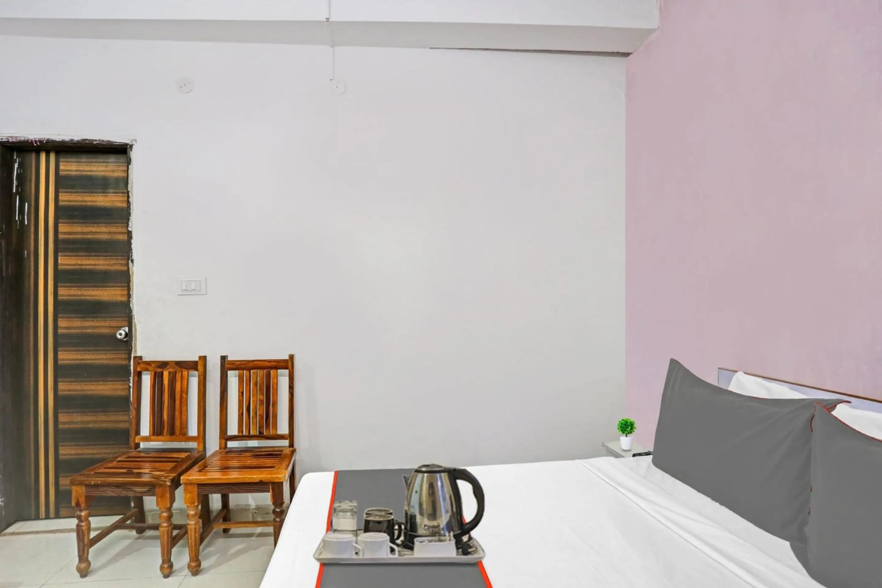 Bedroom in Hotel O Imperial Residency