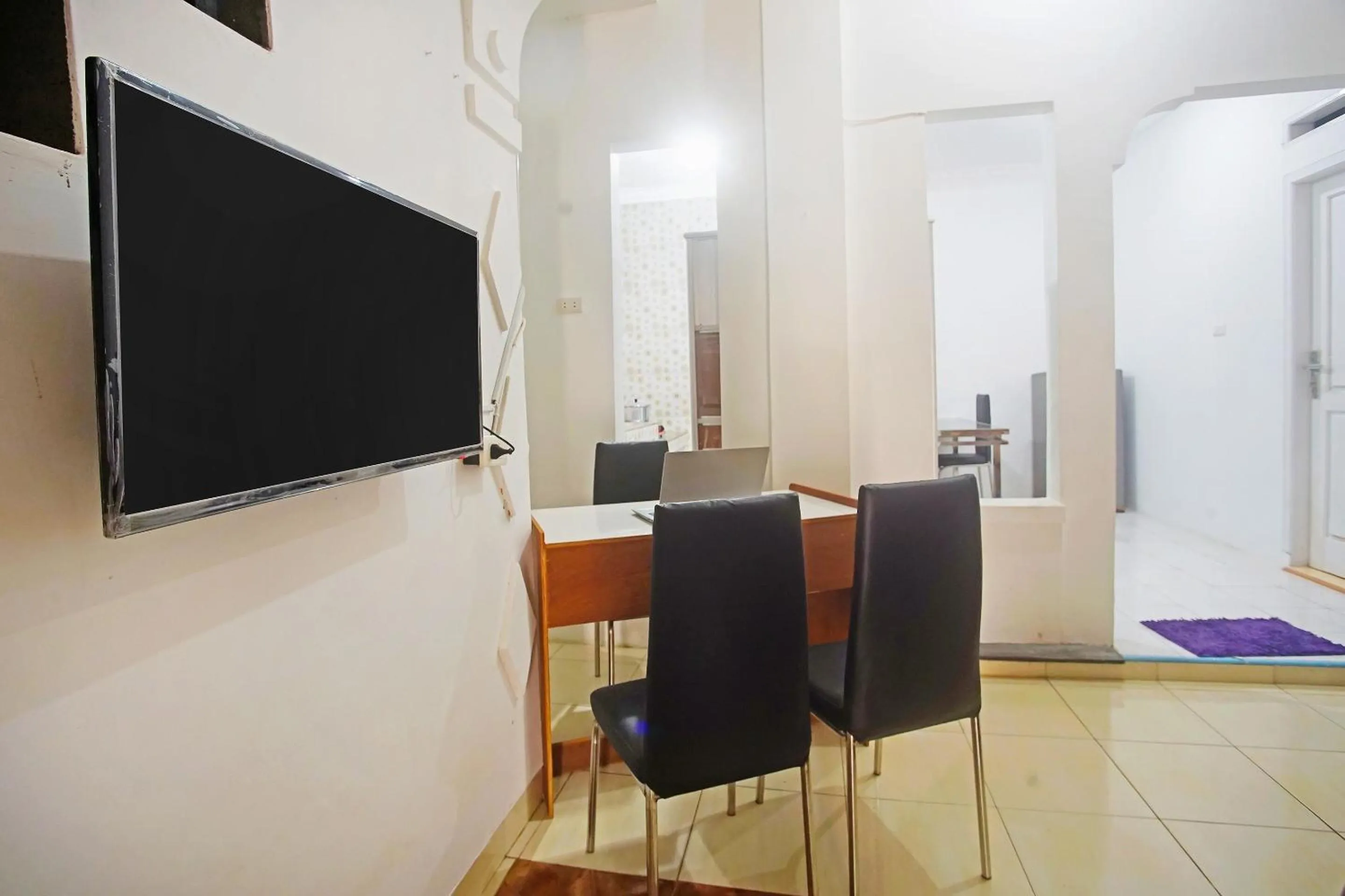 Lobby or reception in OYO 91460 Guest House Kencana Syariah