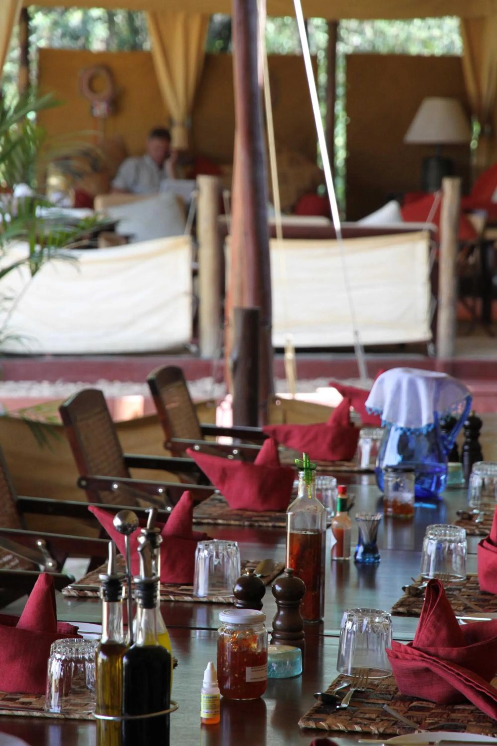 Restaurant/places to eat in Elephant Pepper Camp