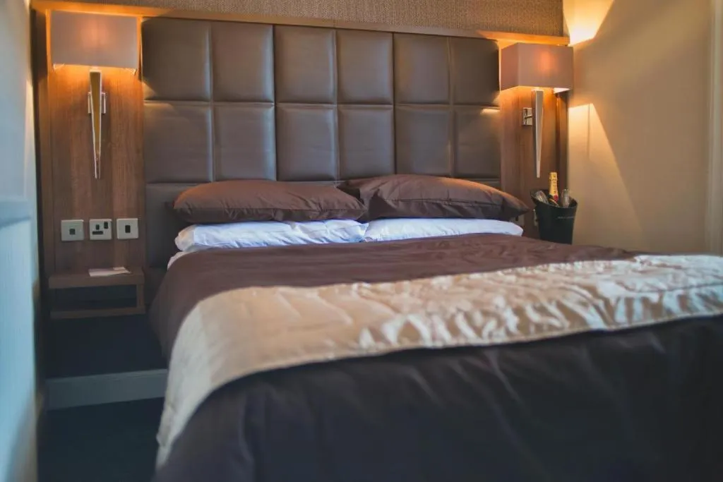 Bed in The Fort Hotel