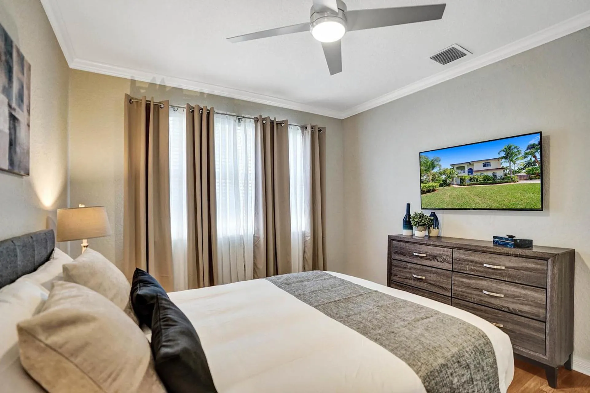 Other, Bed in Luxury Casa Mila 7BR with Private Heated POOL