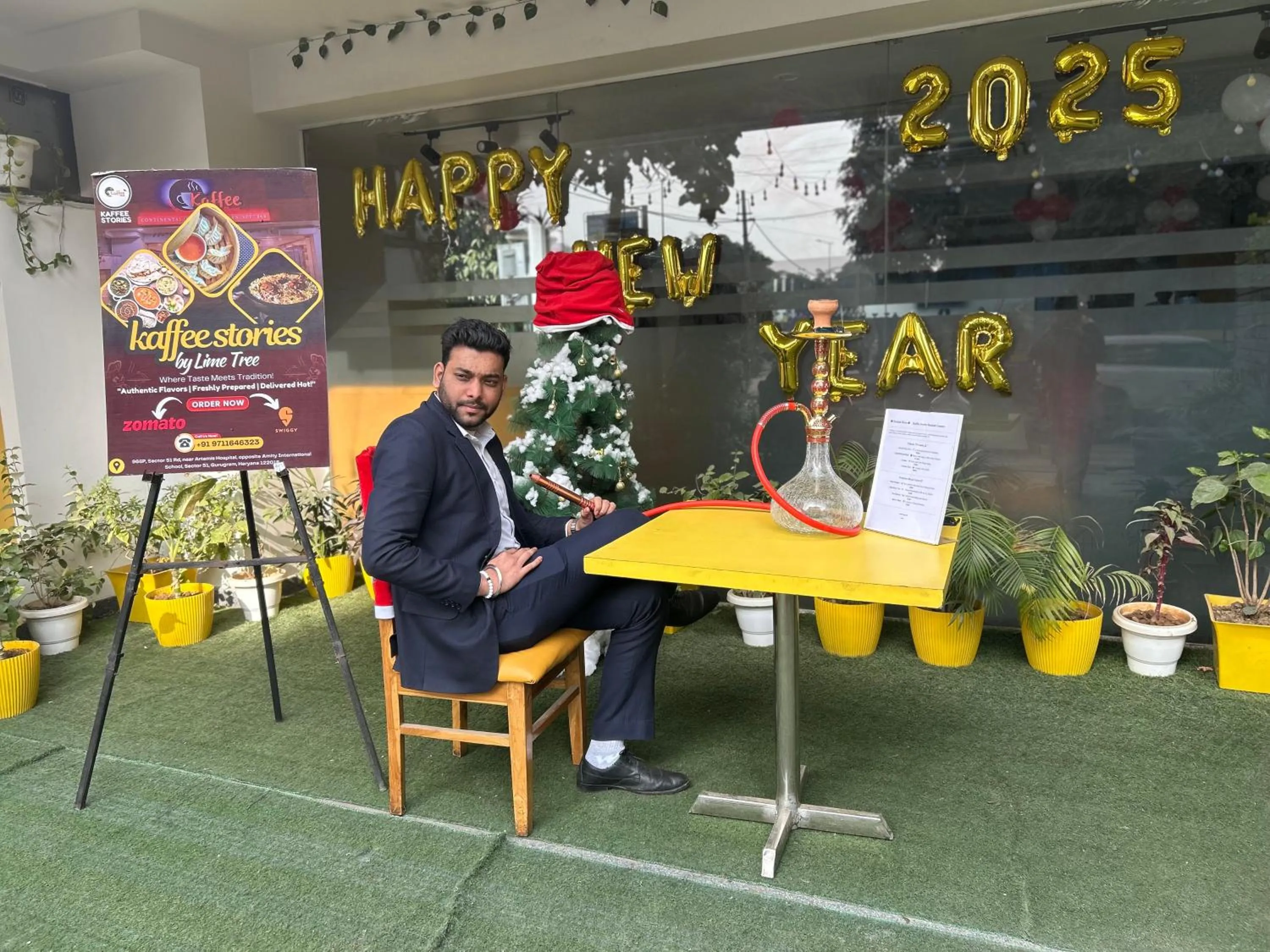 Restaurant/places to eat in Lime Tree Luxury Studio - Service Apartment Near Artemis Hospital ,Gurgaon