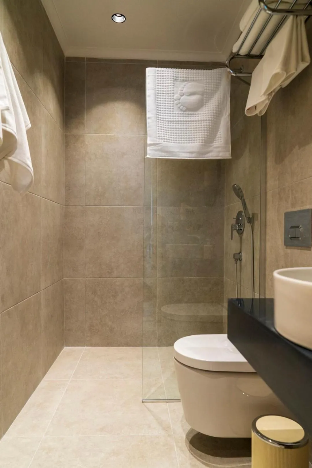 Shower in Channel Suites