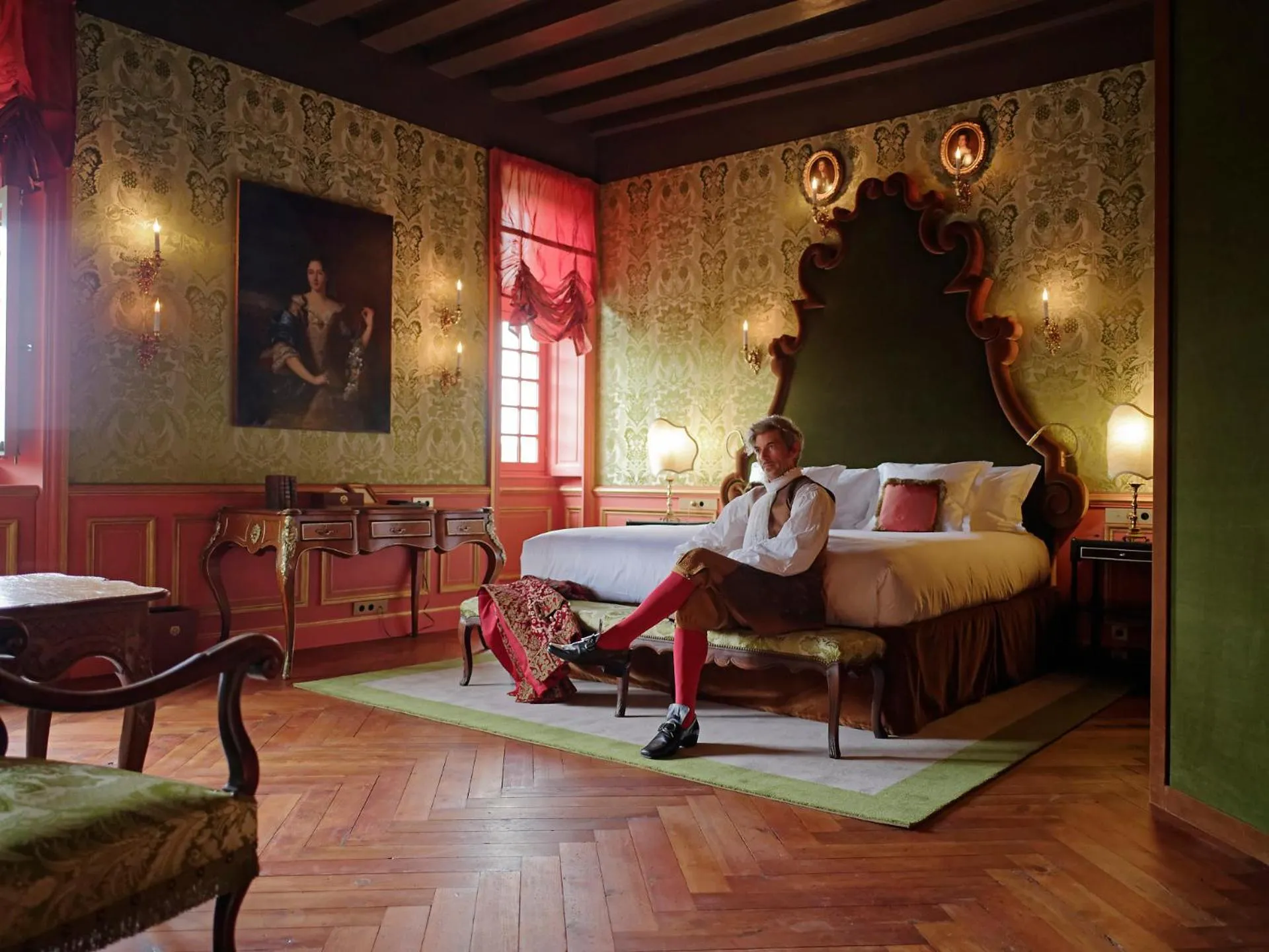 Bed in Relais & Château Louise de La Vallière