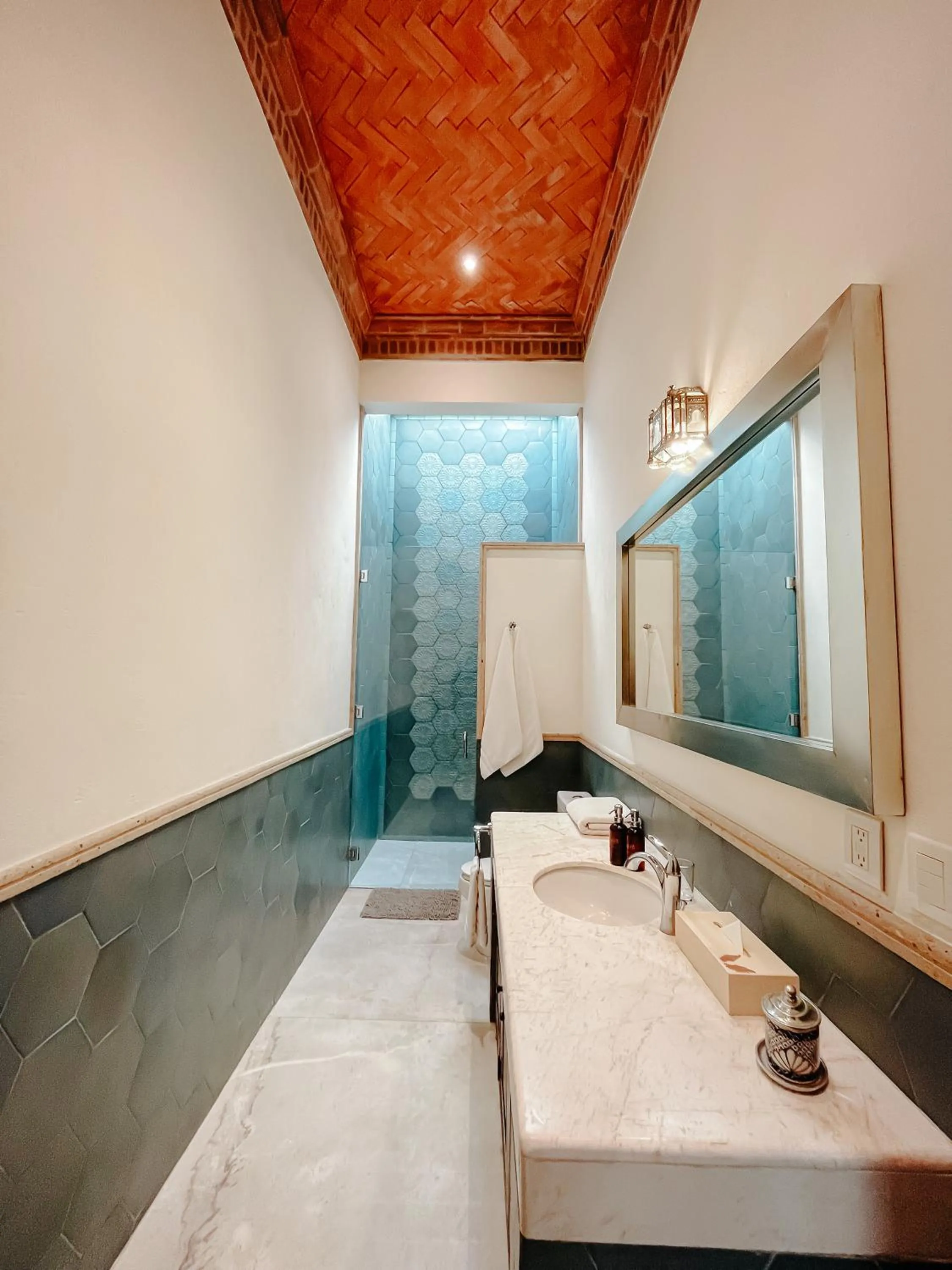 Bathroom, Bed in Hacienda Los Arcangeles