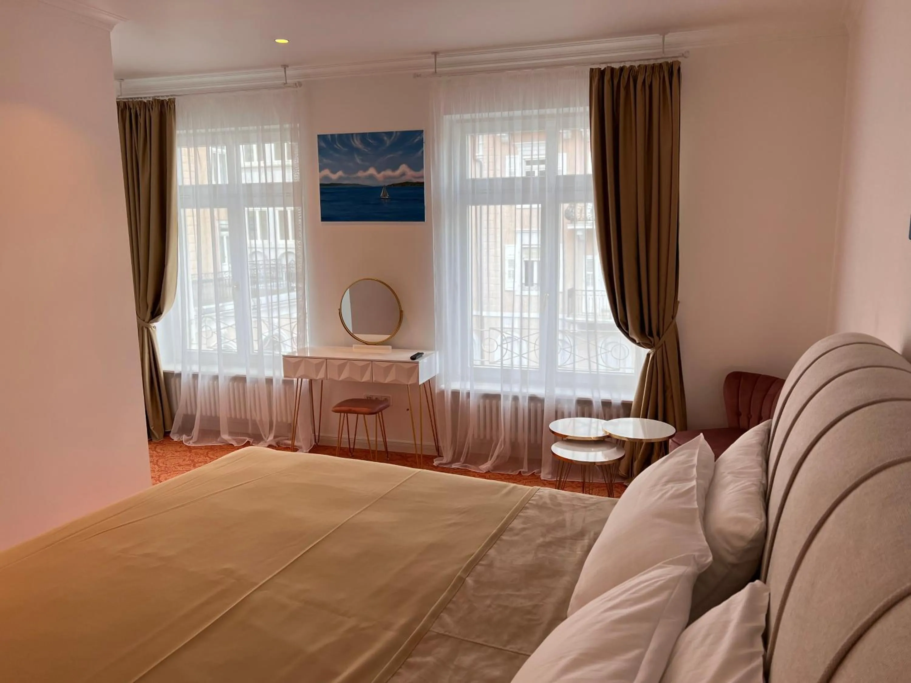 Bed in ART HOTEL HOUSE ONE