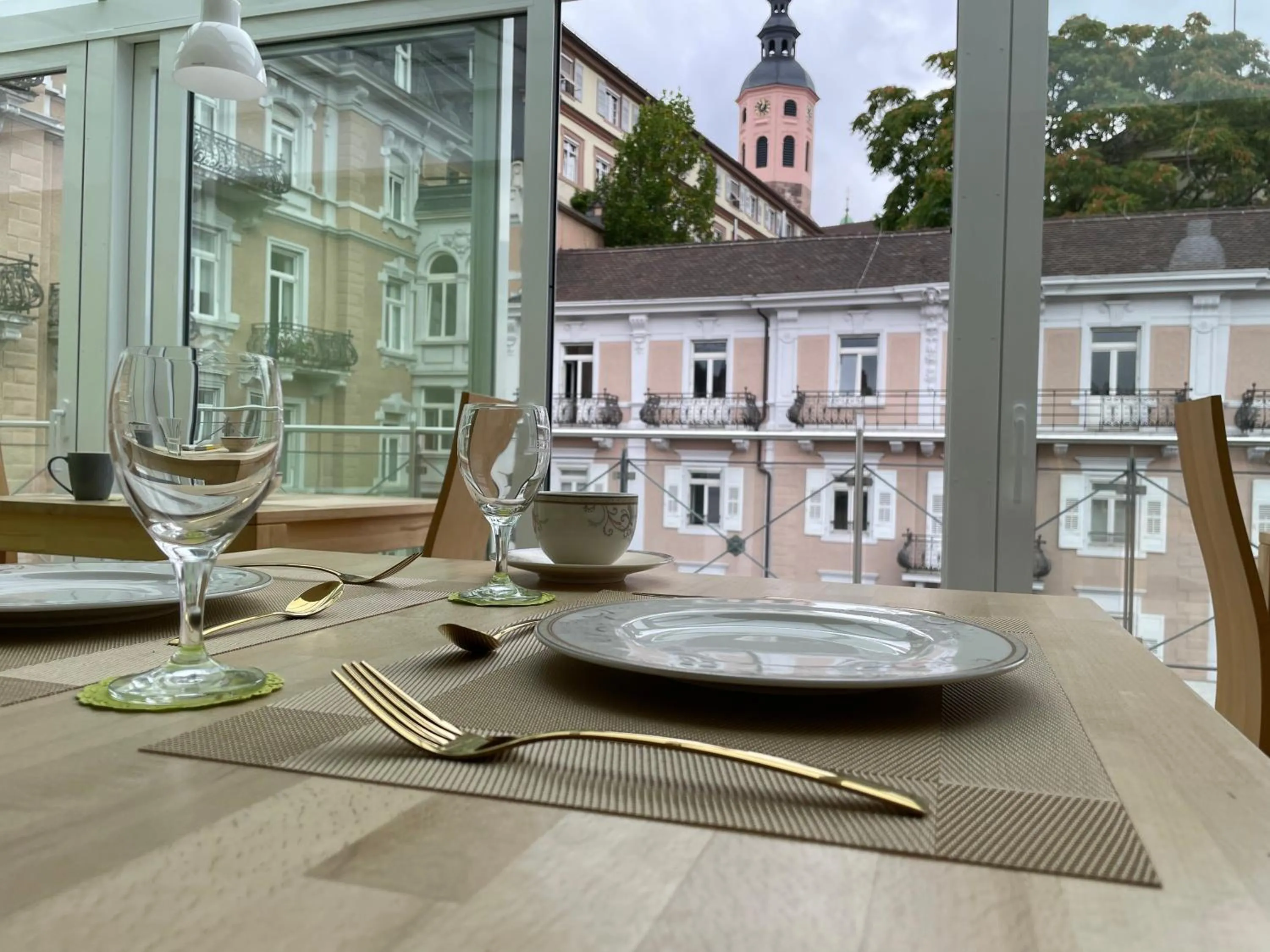 ART HOTEL HOUSE ONE