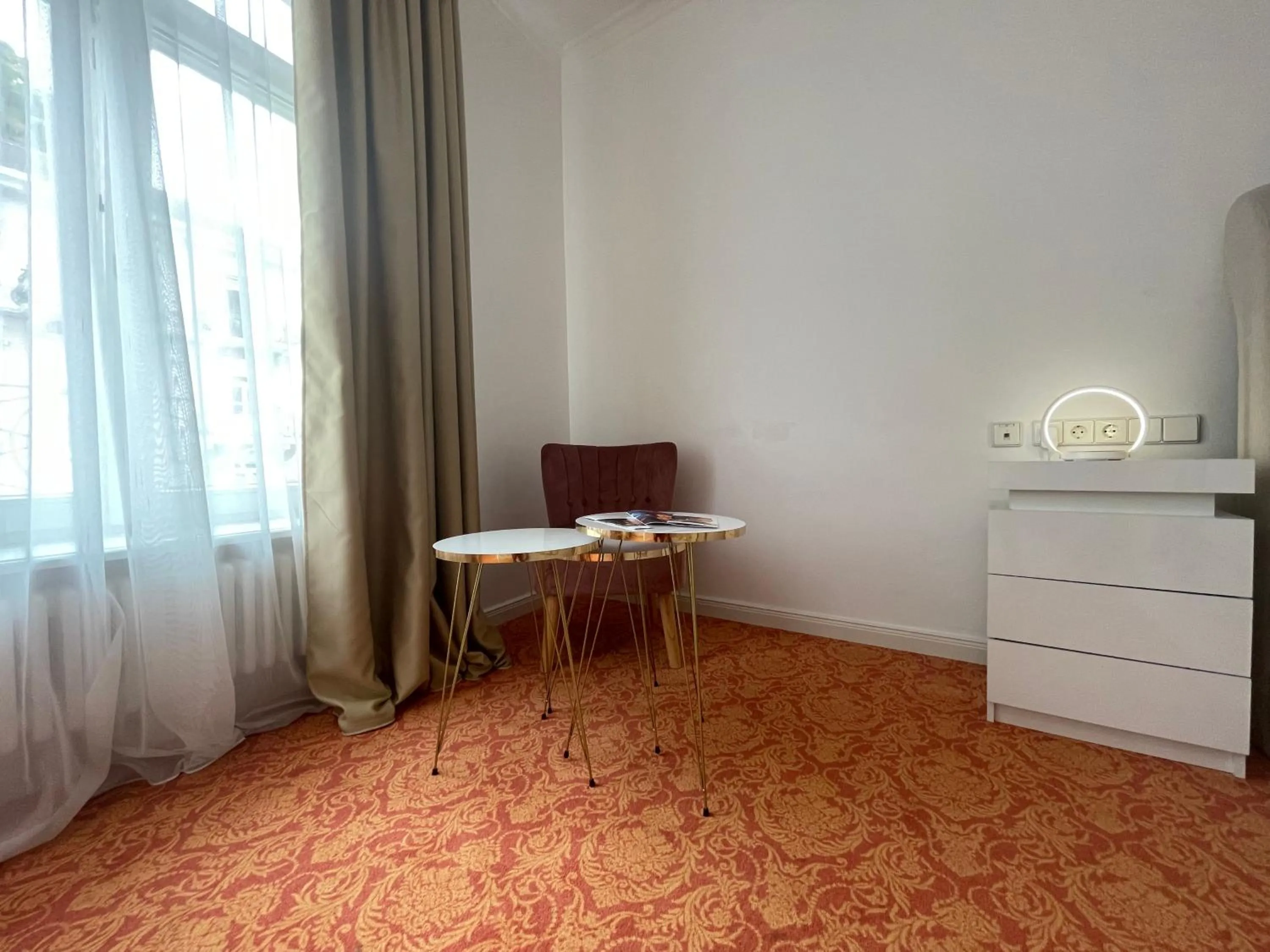 ART HOTEL HOUSE ONE