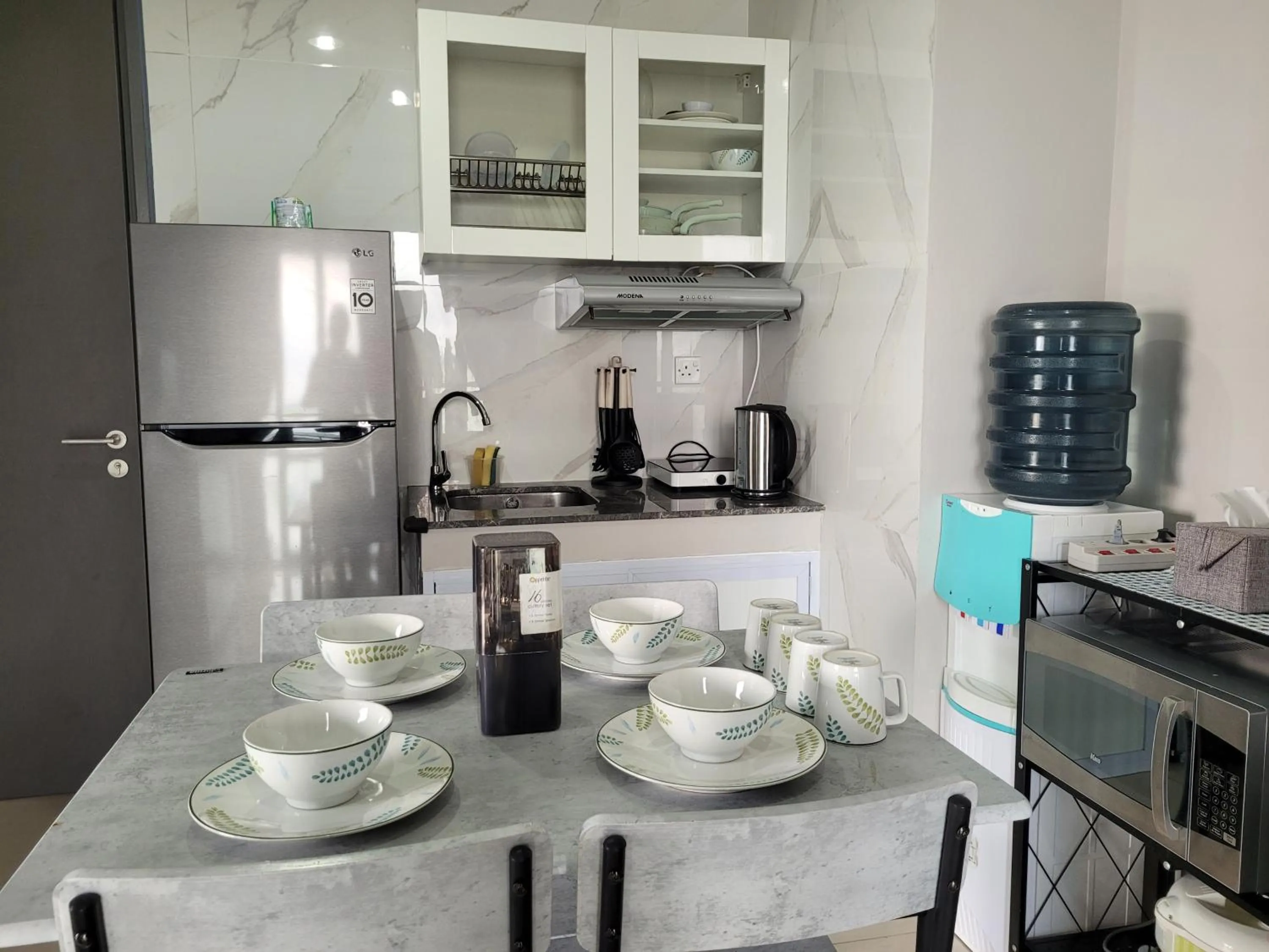 Kitchen or kitchenette in Palam Mansion at Apartment One Residence