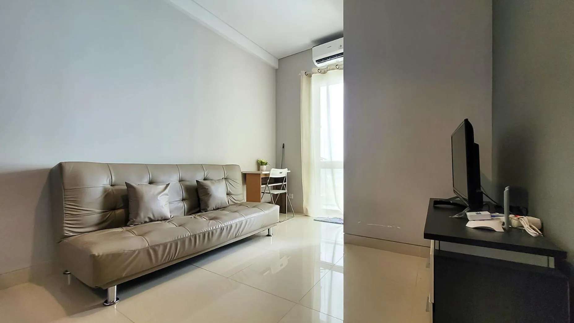 TV and multimedia in Palam Mansion at Apartment One Residence