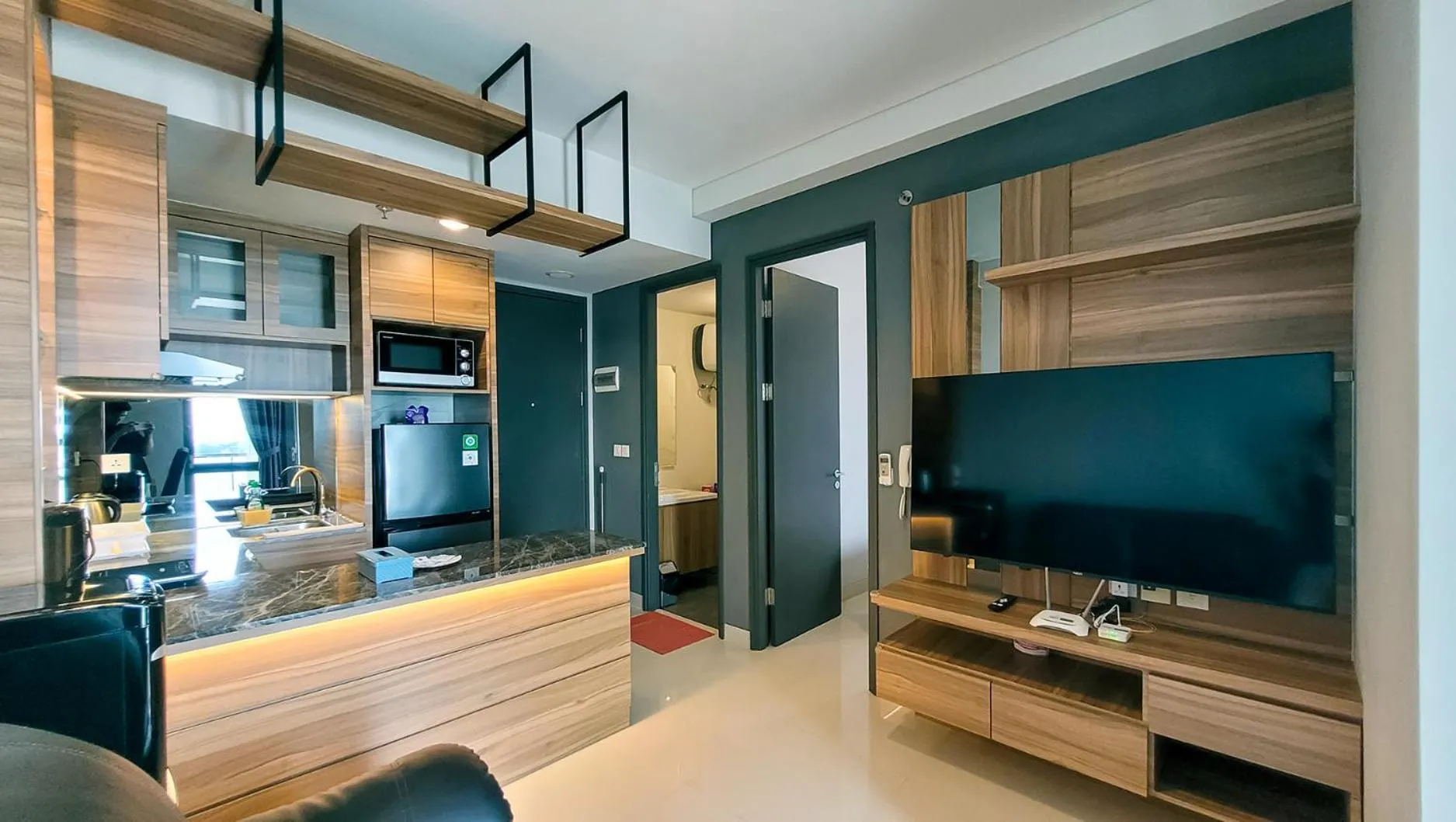 TV and multimedia in Palam Mansion at Apartment One Residence