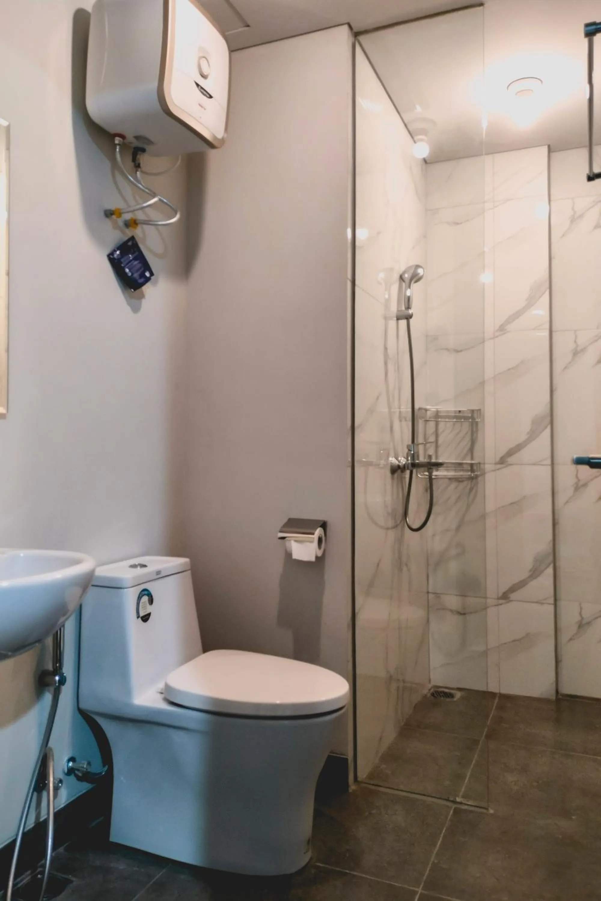 Shower in Palam Mansion at Apartment One Residence