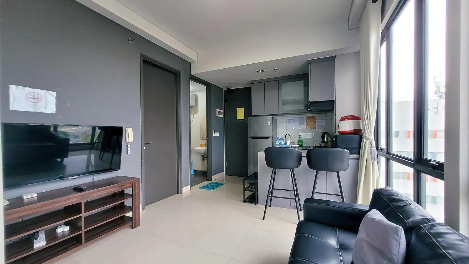 TV and multimedia in Palam Mansion at Apartment One Residence