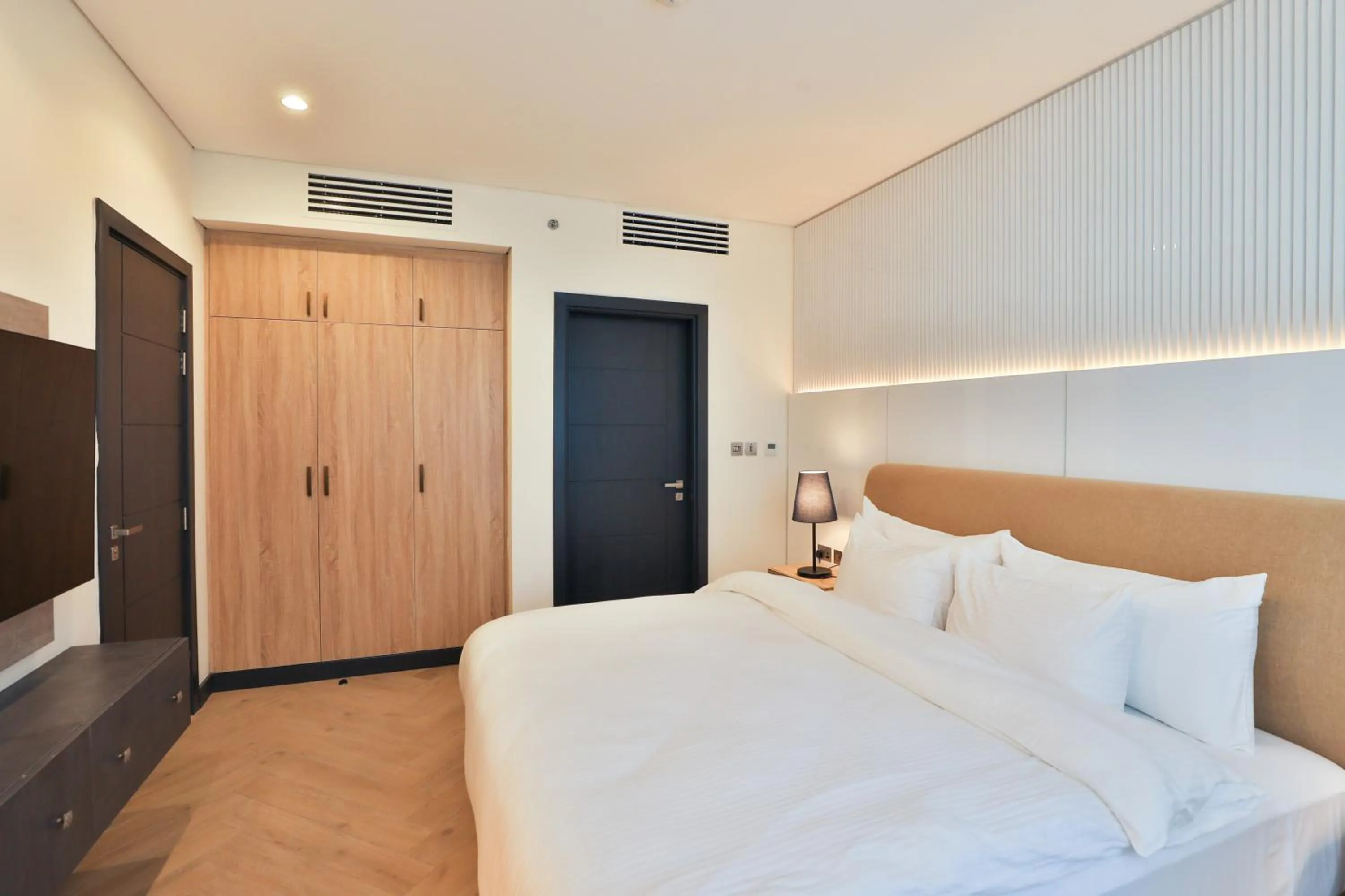 Bed in Royal Mansoura Residence Hotel