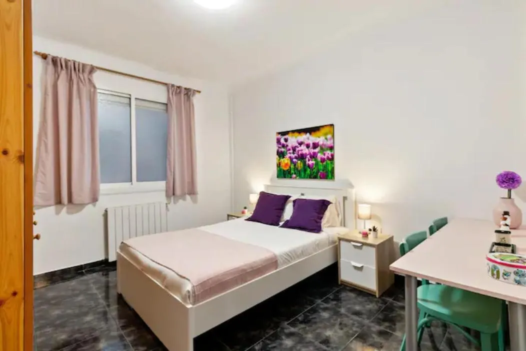 Bed in Stay U-nique Apartments La Bordeta