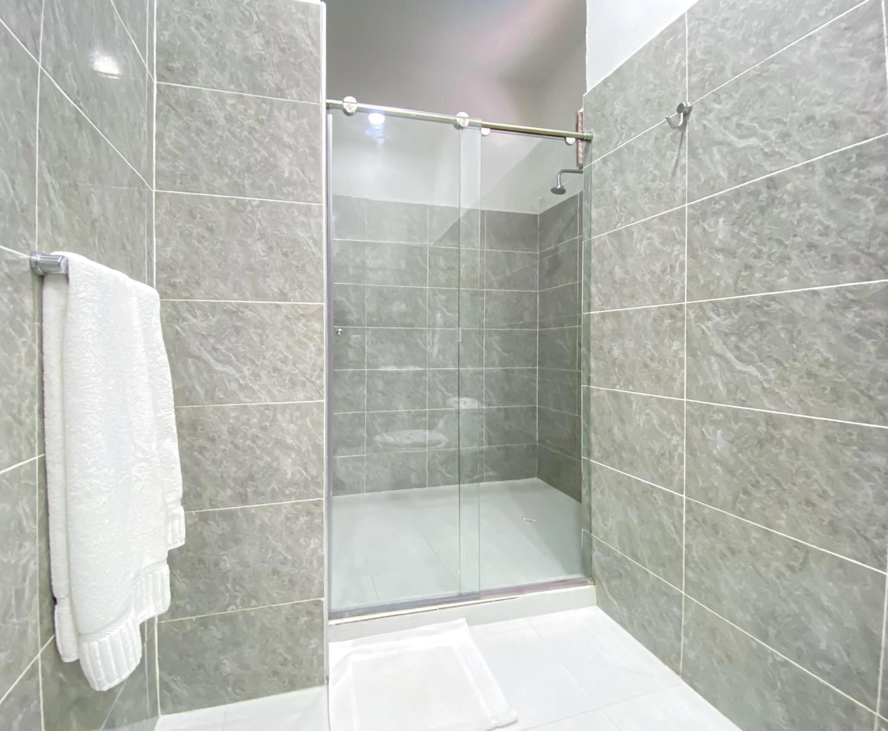 Bathroom in Hotel El Marqués De Manga