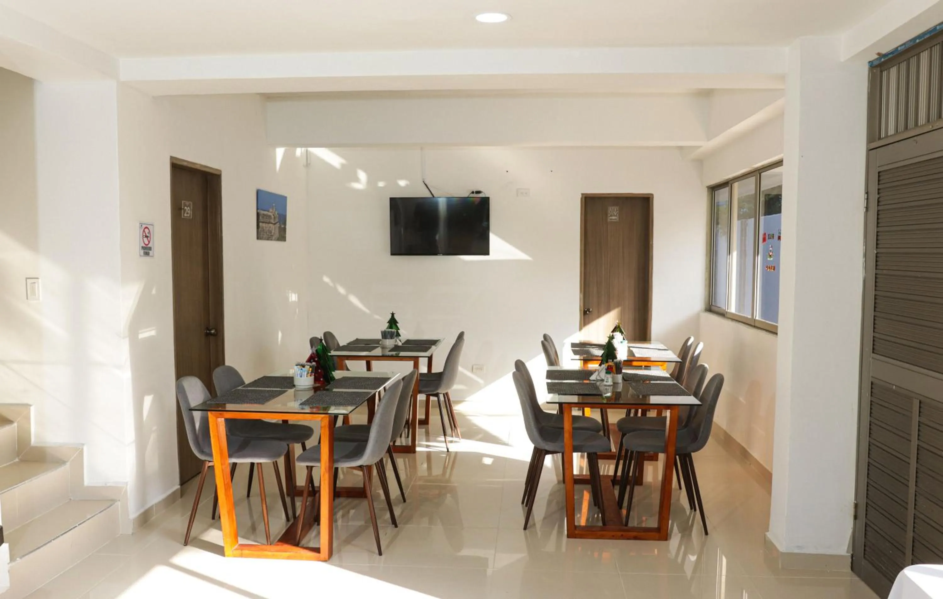 Restaurant/places to eat in Hotel El Marqués De Manga