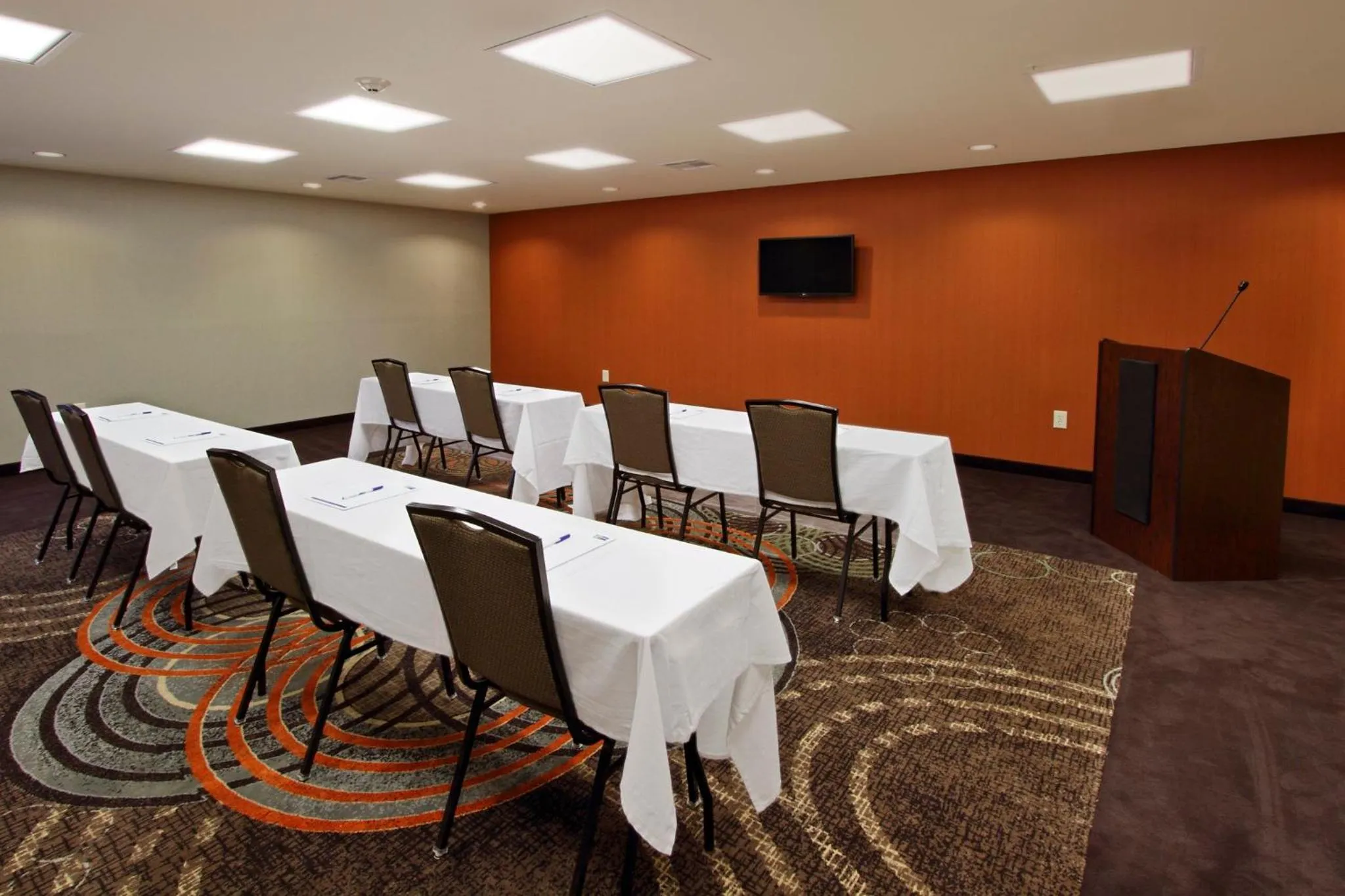 Meeting/conference room in Holiday Inn Express Augusta Downtown by IHG