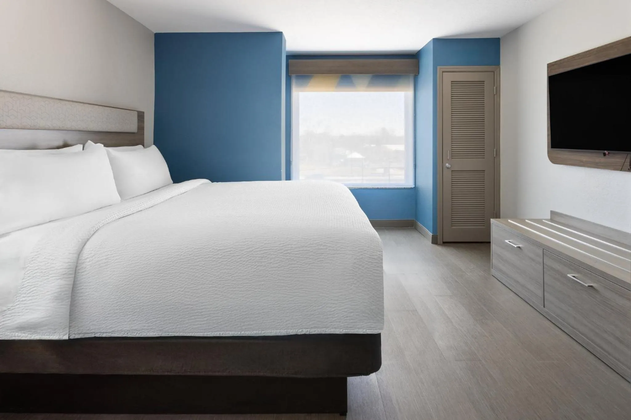 Photo of the whole room, Bed in Holiday Inn Express Augusta Downtown by IHG