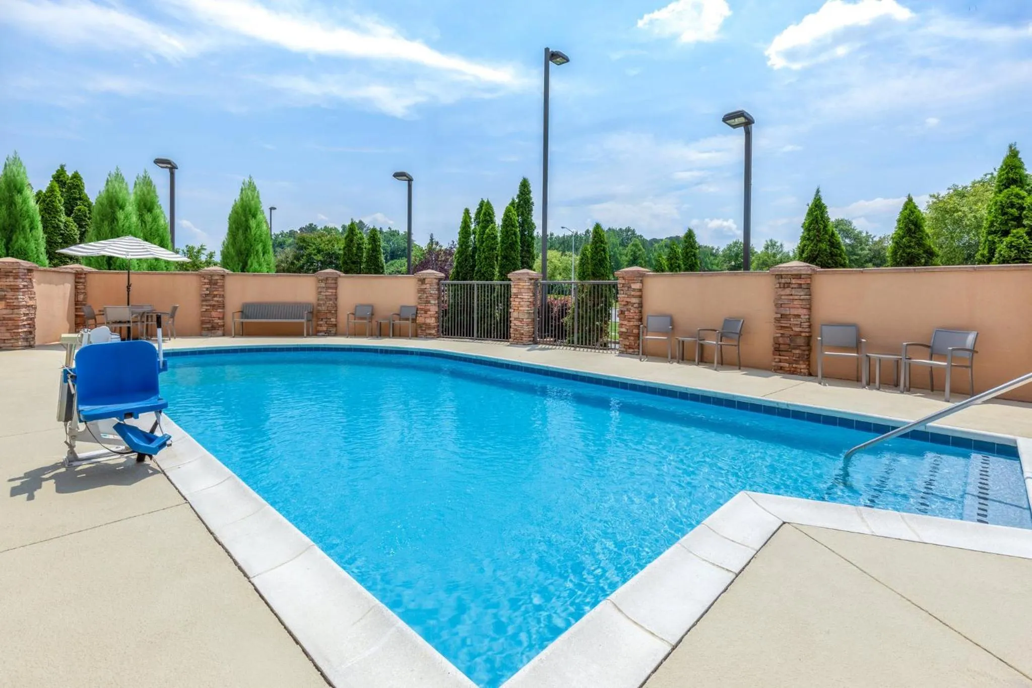 Swimming pool in Holiday Inn Express Hotel & Suites Huntsville West - Research Park by IHG