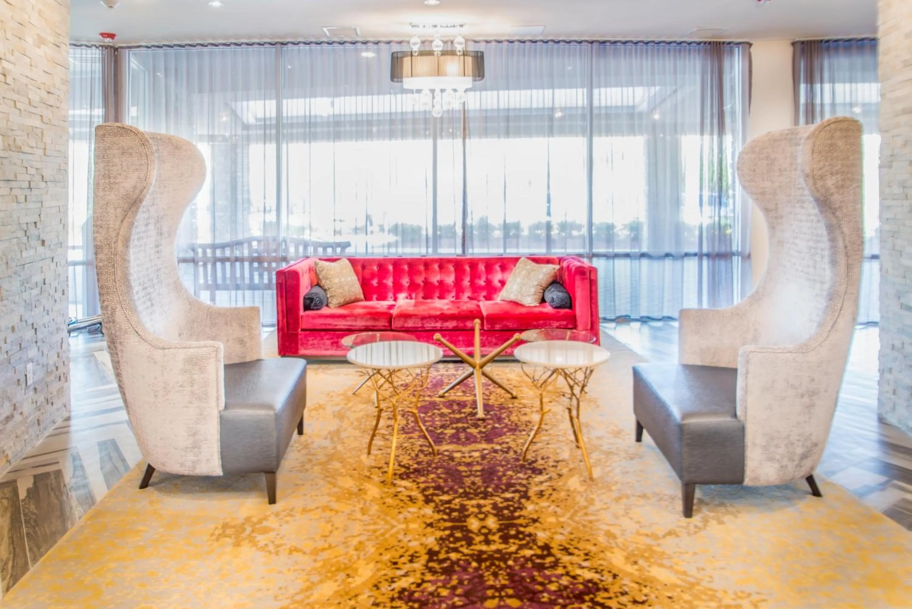 Property building in Crowne Plaza Saddle Brook by IHG