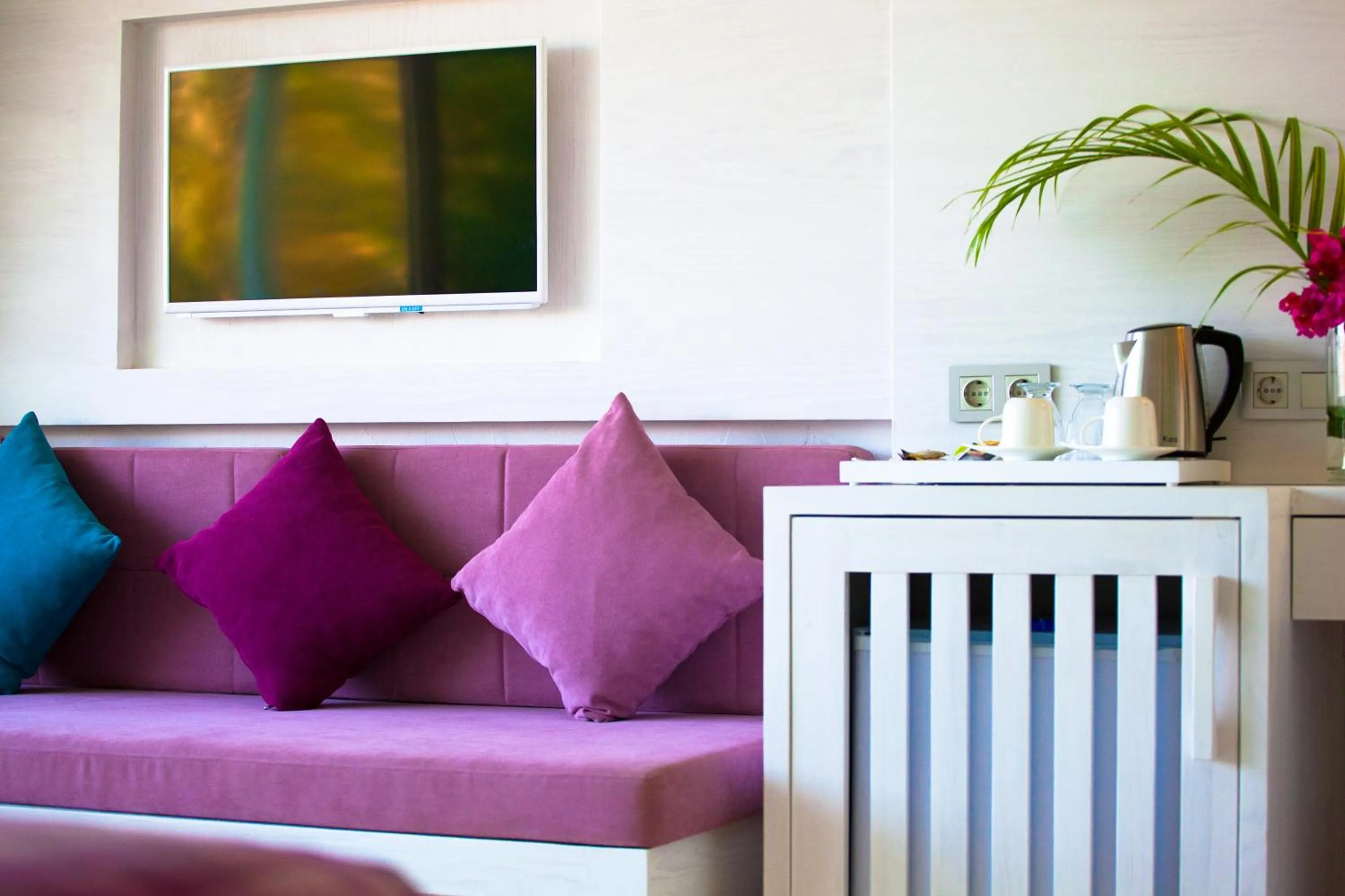 Seating area in Asfiya Sea View Hotel